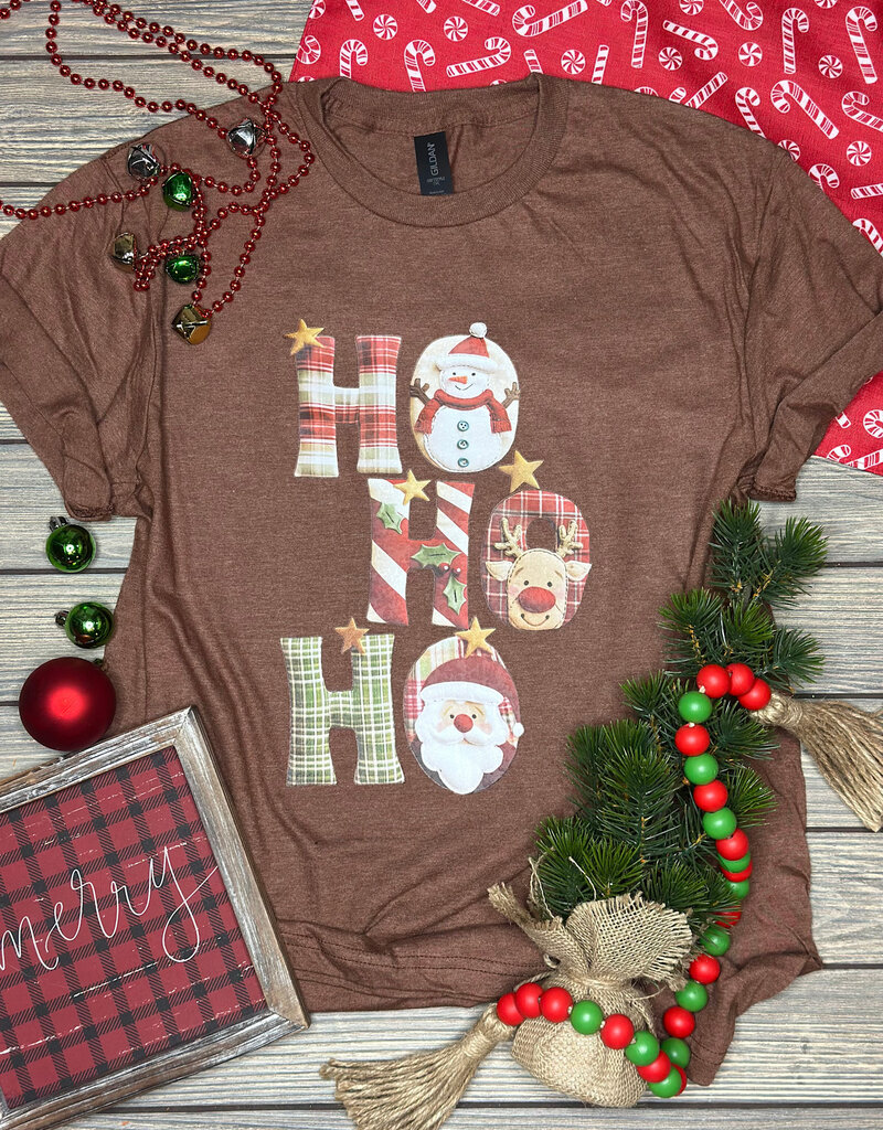 Gildan *Pre-Order* Cocoa Plaid HoHoHo Tee (S-2XL)