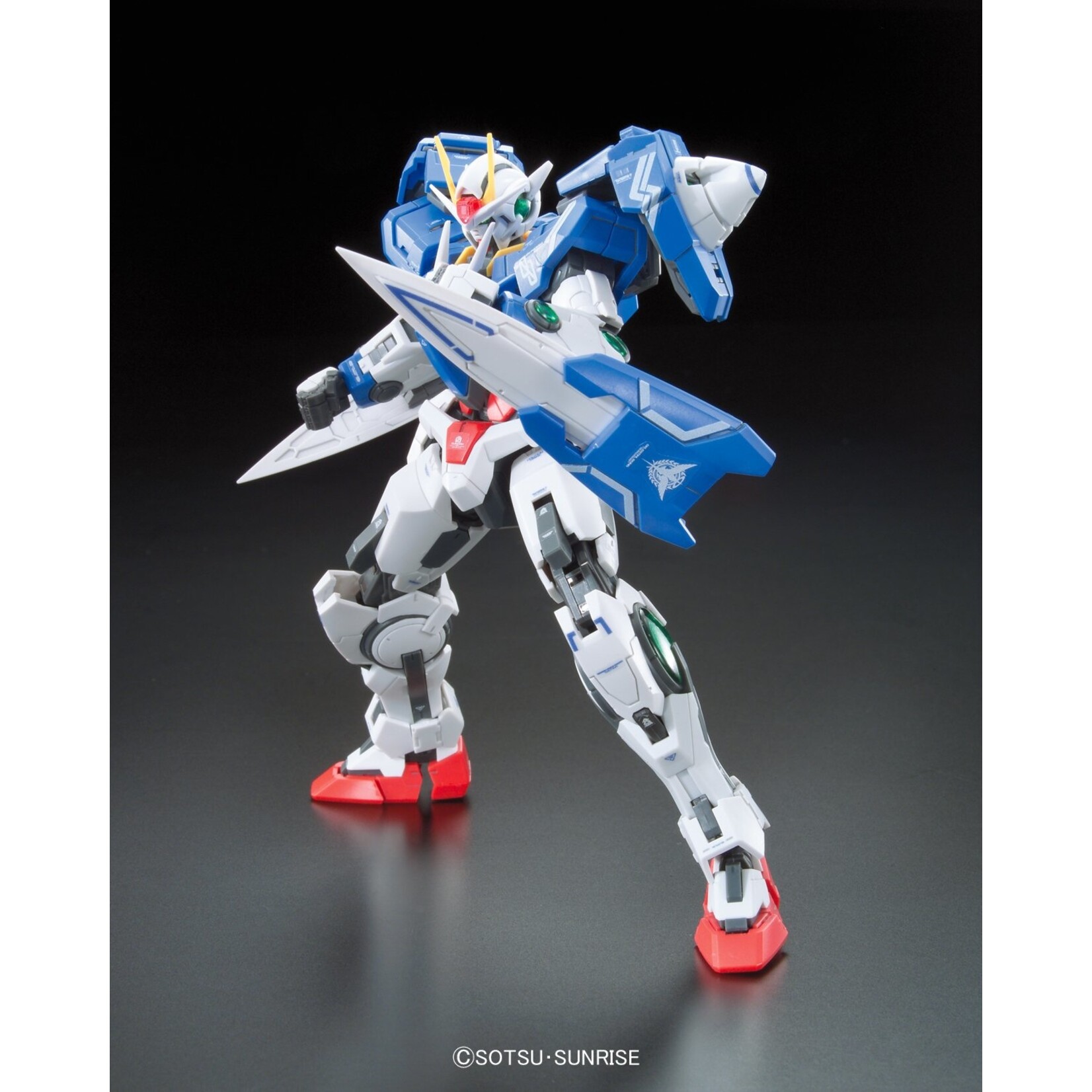 Bandai #18 00 Raiser Gundam RG