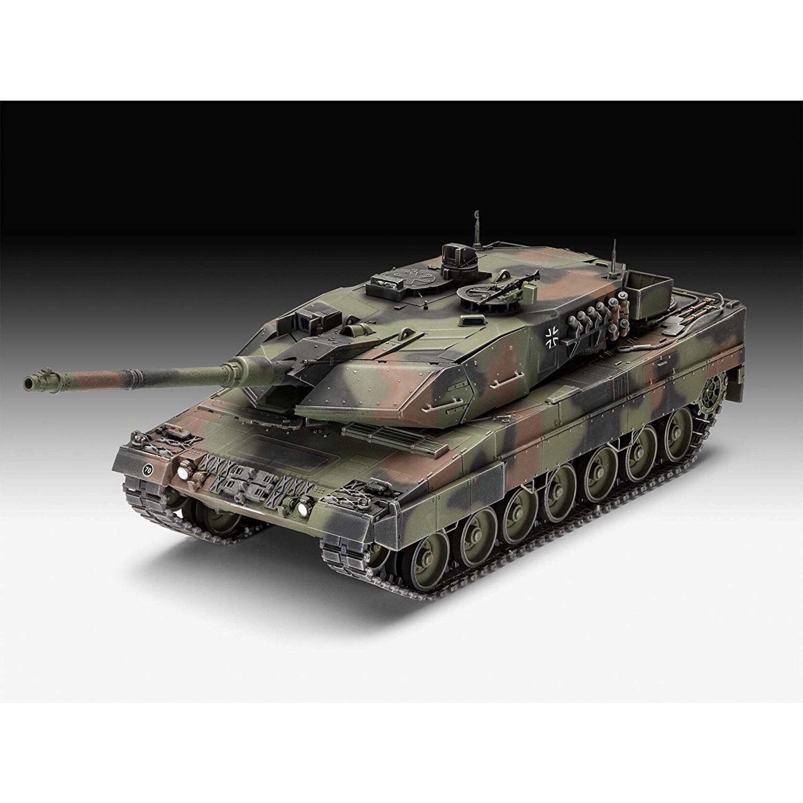 Revell of Germany 03281 - 1/35 Leopard 2 A6/A6NL