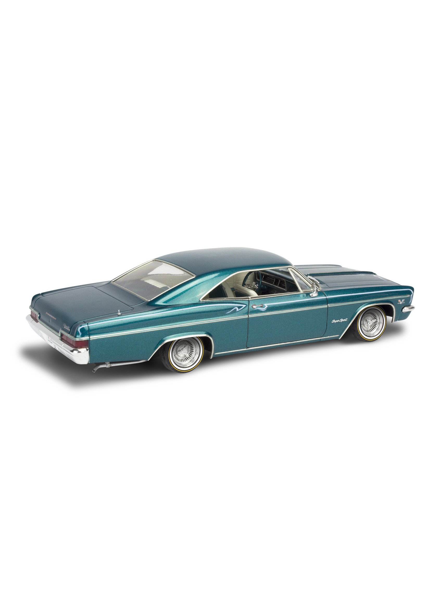 Revell 4497 - 1966 Chevy Impala SS 396 2'N1