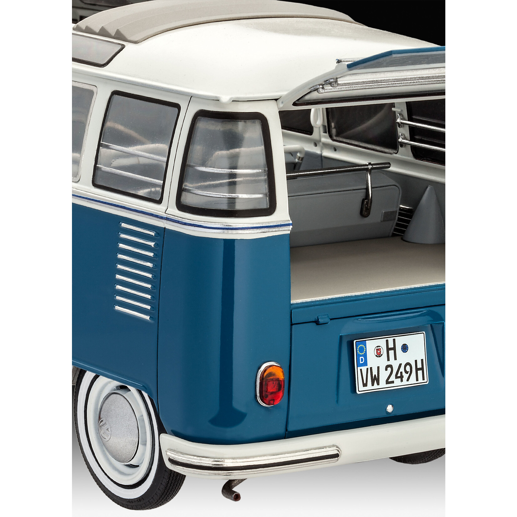 Revell of Germany 07009 - 1/16 VW T1 Samba Bus