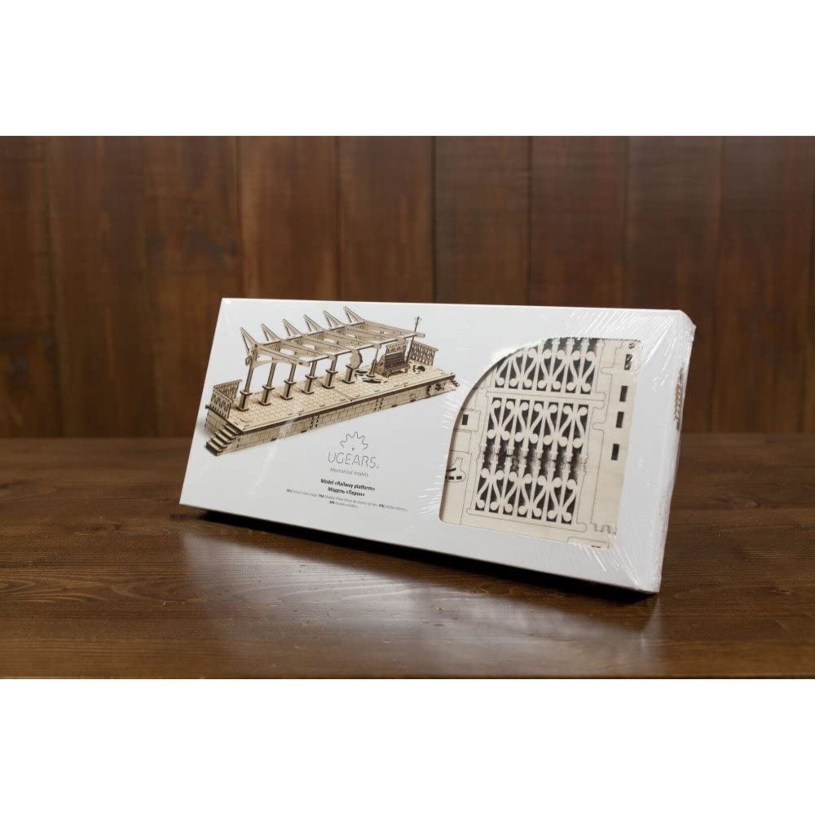 UGears Railway Platform