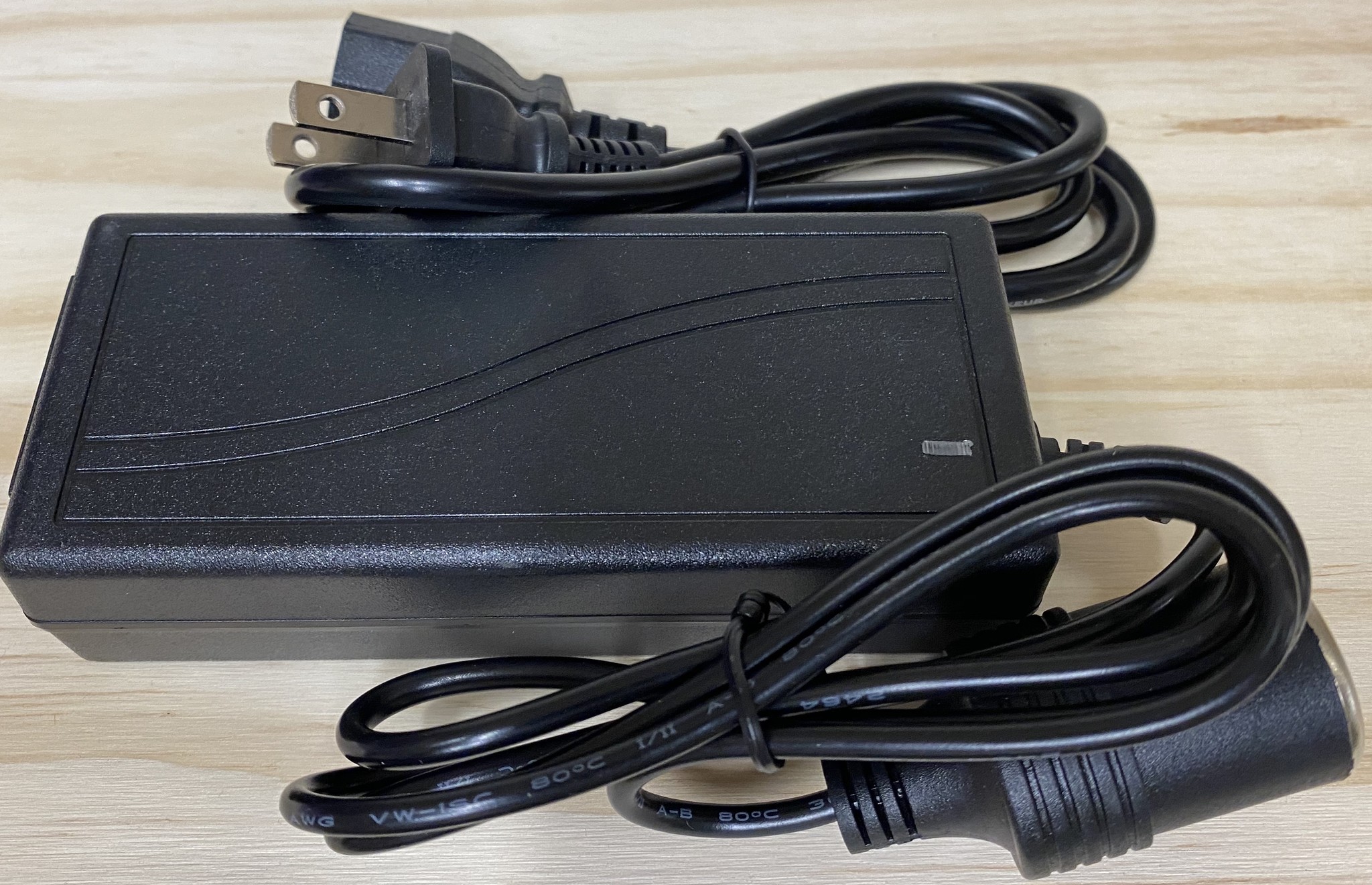 HHC - AC to DC Adapter, 60 Watt - Great for Traxxas - Hub Hobby