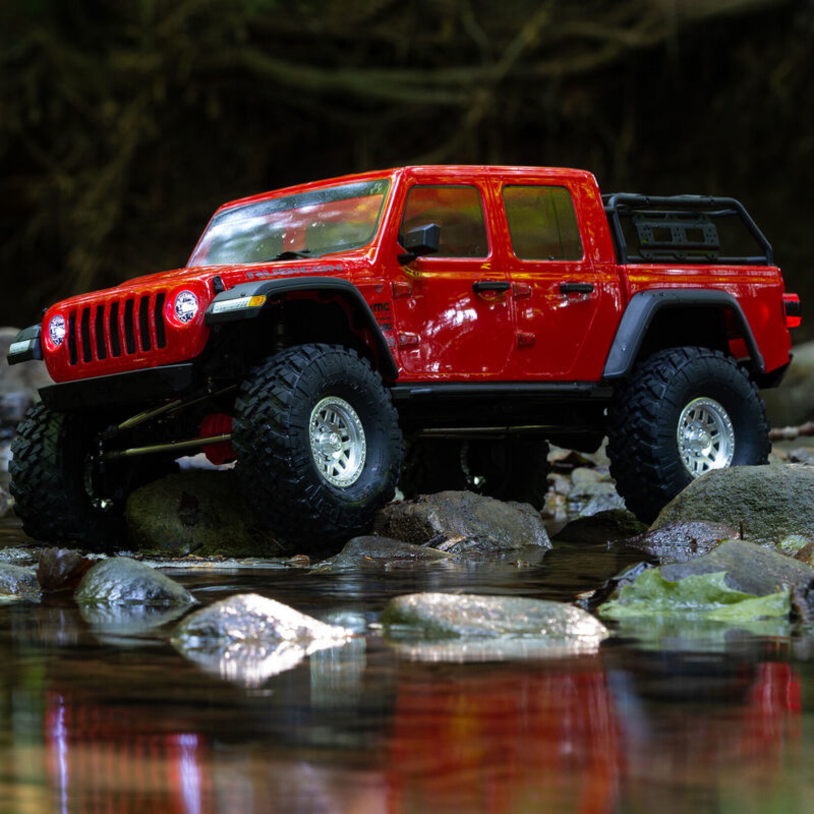 Axial 1/10 SCX10 III Jeep JT Gladiator with Portals RTR - Red