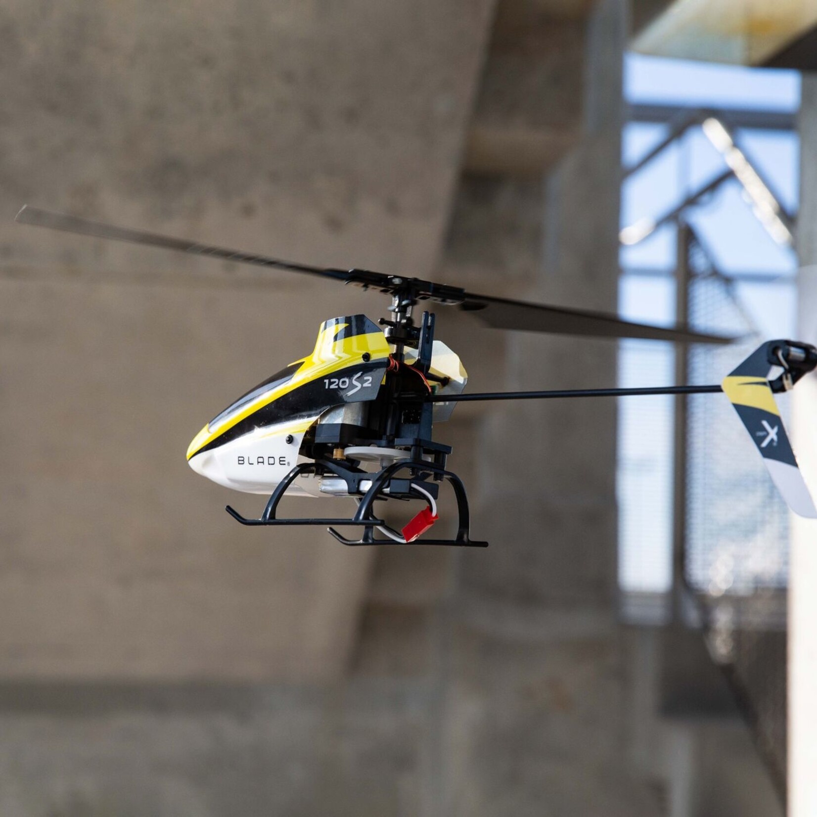 Blade 1100 - 120 S2 RTF with SAFE Technology