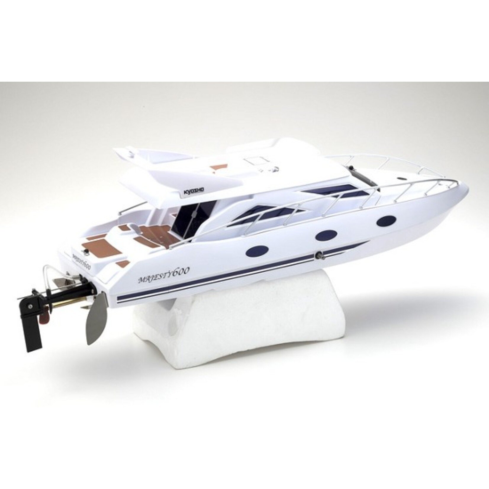 Kyosho 40133 - EP Majesty 600 Readyset KT-213P+