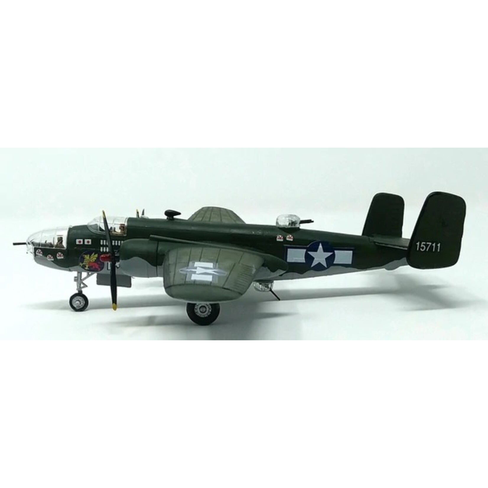 Atlantis 216 - 1/64 B-25 Mitchell Bomber Flying Dragon