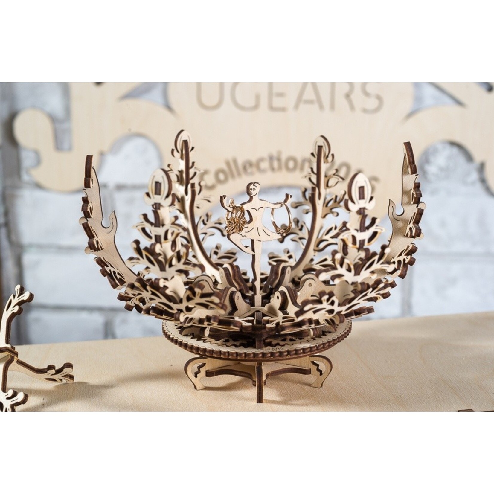 UGears Mechanical Flower