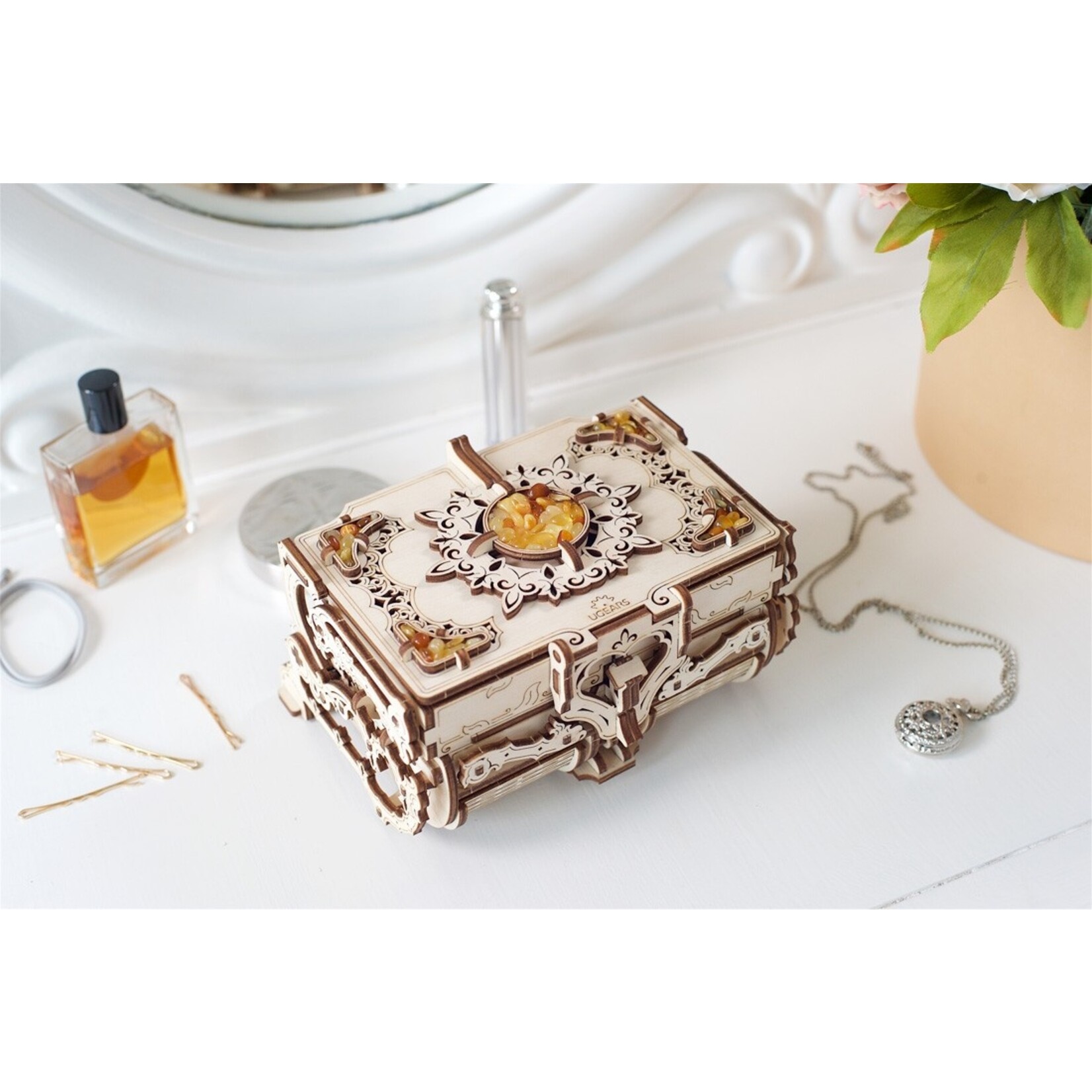 UGears Amber Box