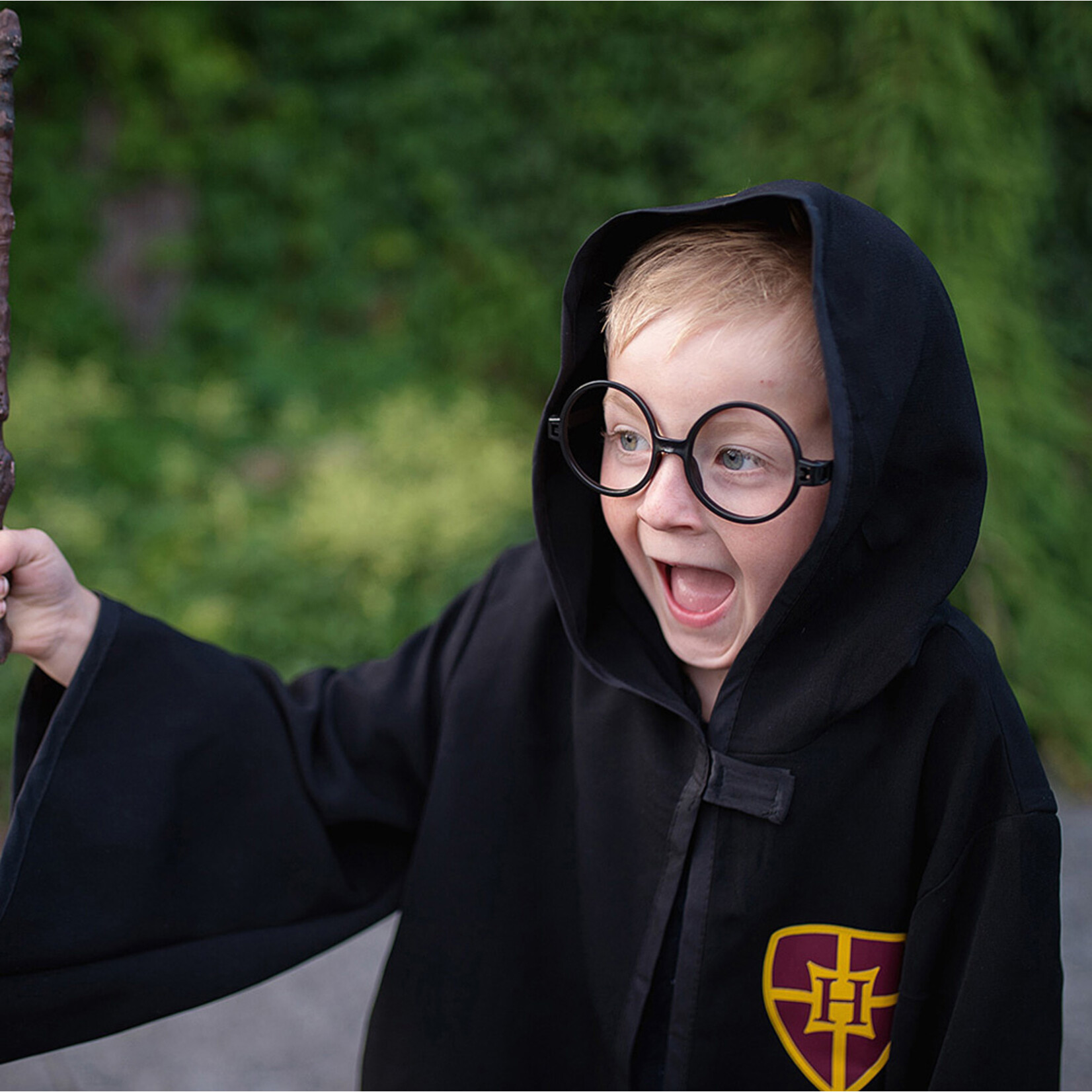 Great Pretenders Wizard Cloak & Glasses (Size 7-8)