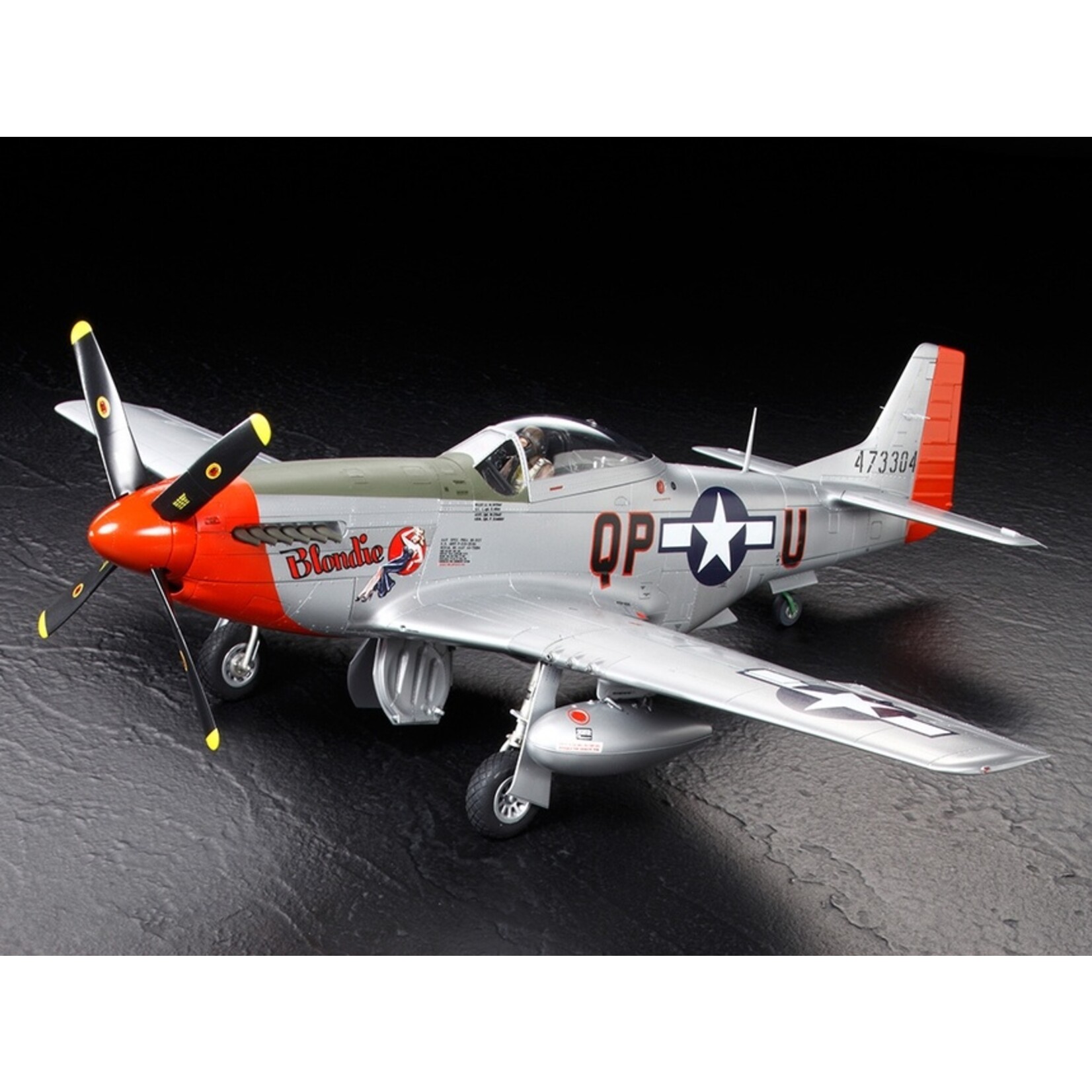 Tamiya 60322 - 1/32 North American P-51D Mustang