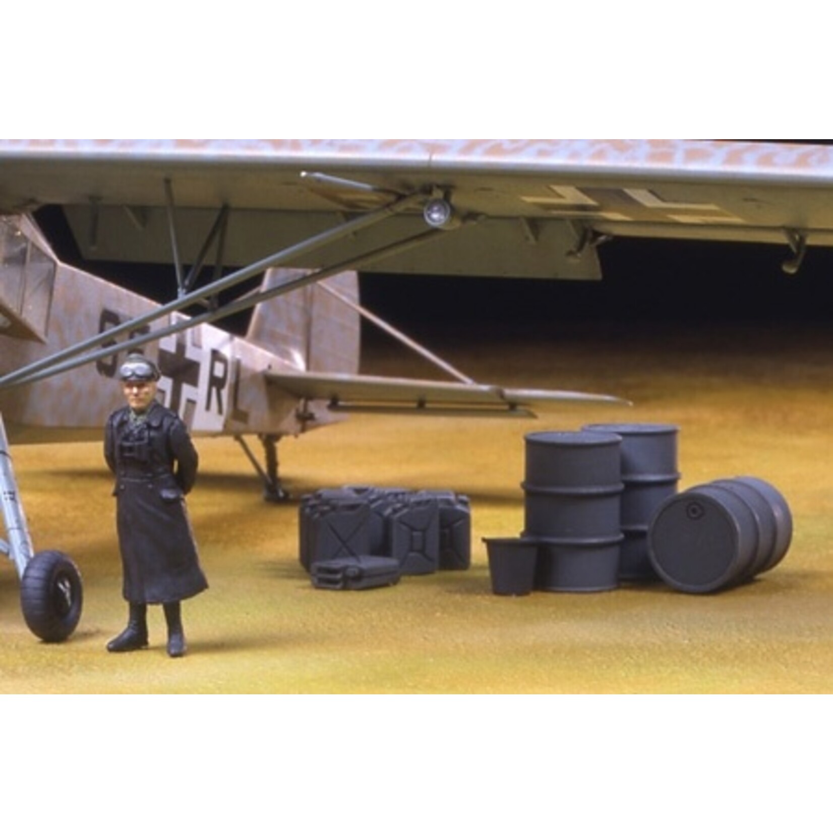 Tamiya 61100 - 1/48 Fieseler Fi156C Storch