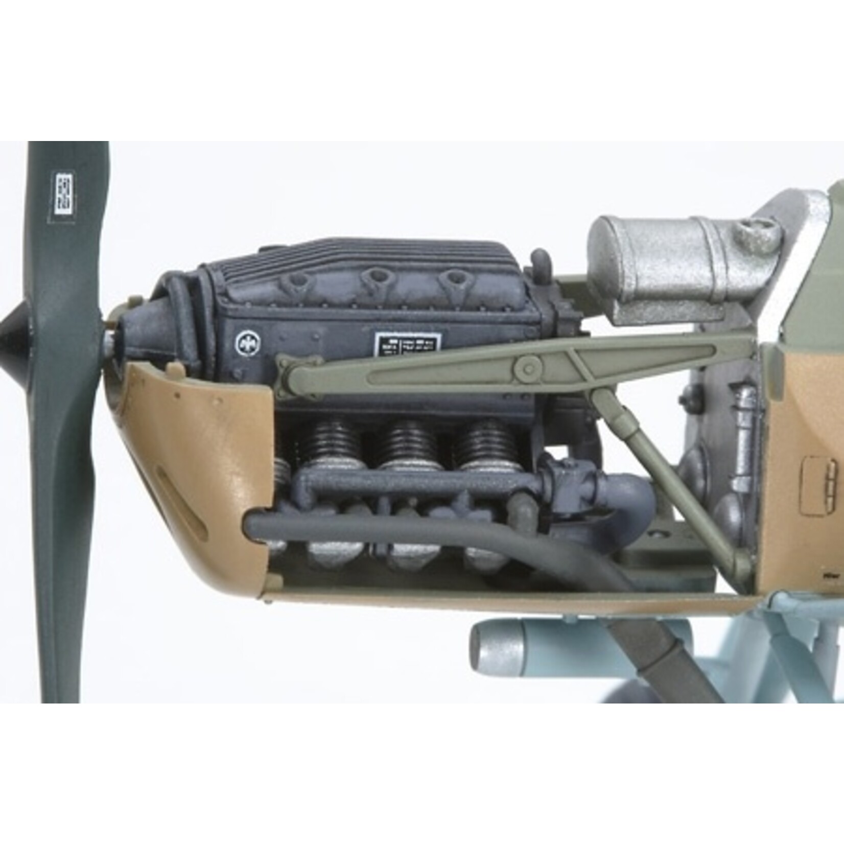 Tamiya 61100 - 1/48 Fieseler Fi156C Storch