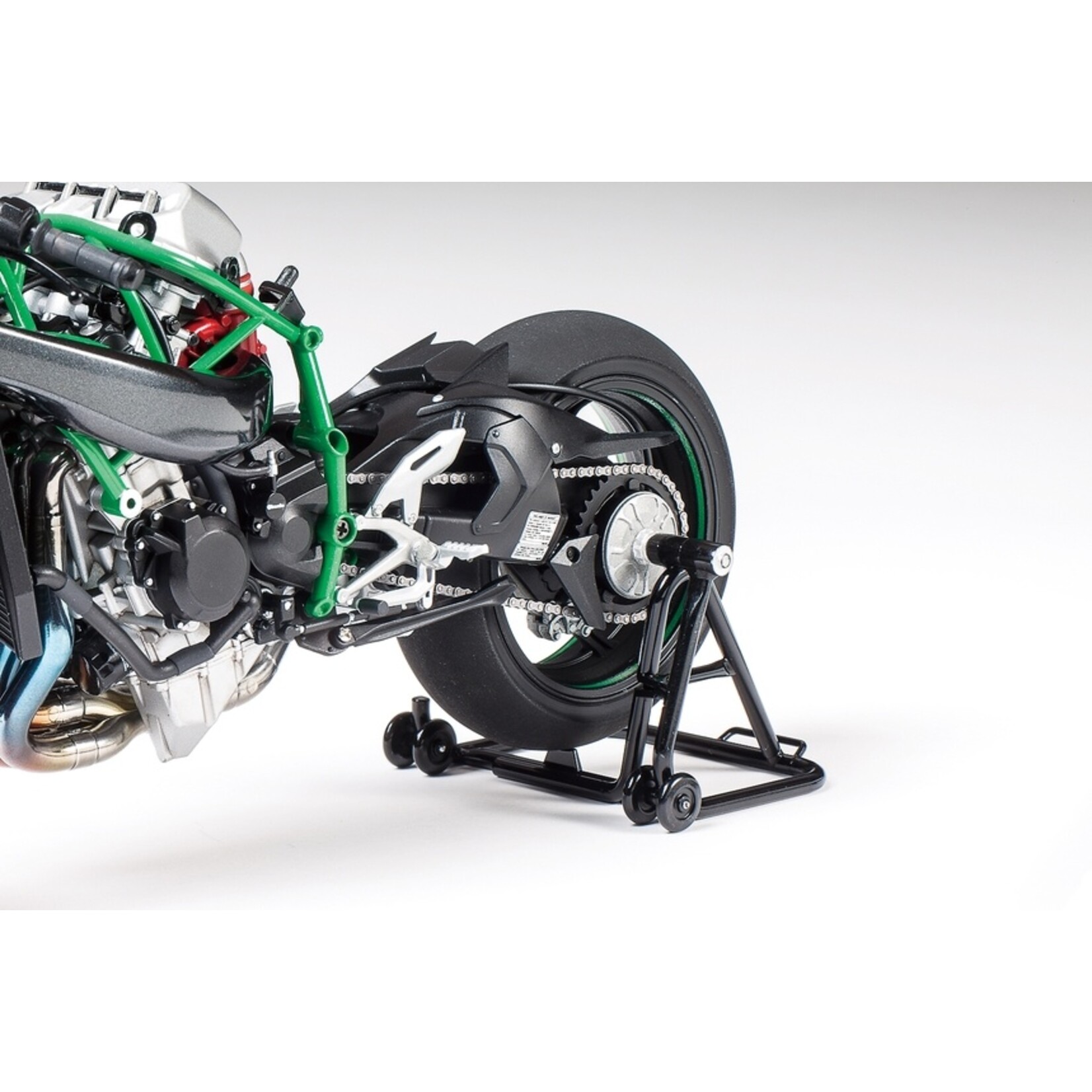 Tamiya 14131 - 1/12 Kawasaki Ninja H2R Model Kit - Hub Hobby