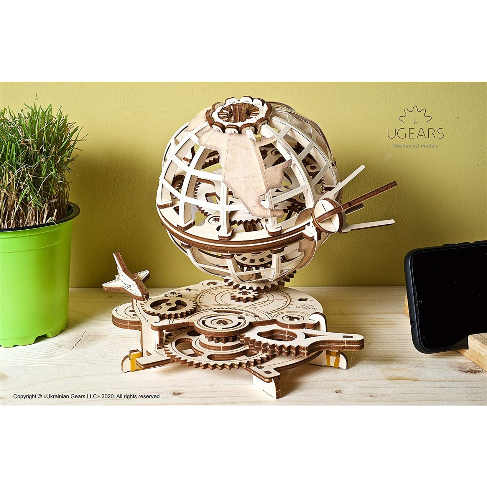 UGears Globus