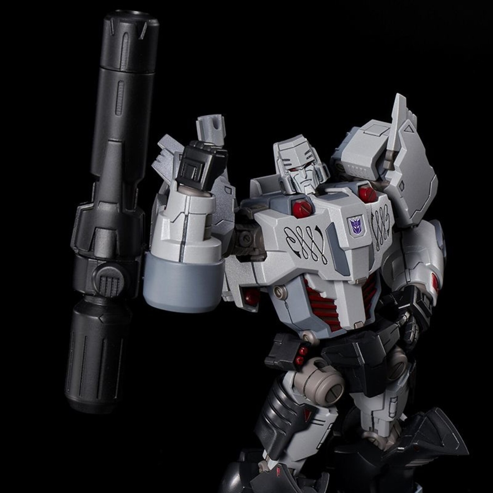 Flame Toys 51364 - Megatron IDW (Decepticon Ver.)