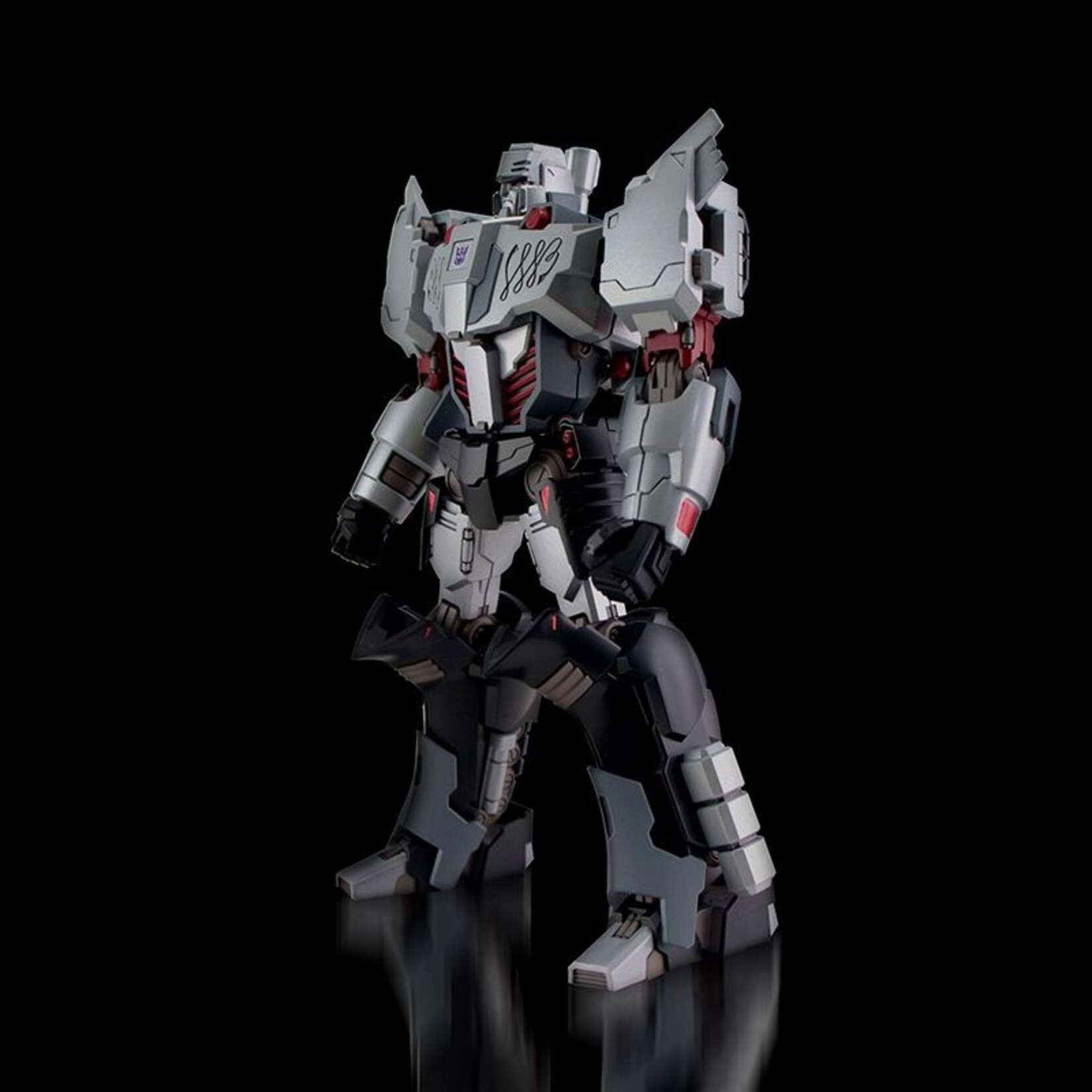Flame Toys 51364 - Megatron IDW (Decepticon Ver.)