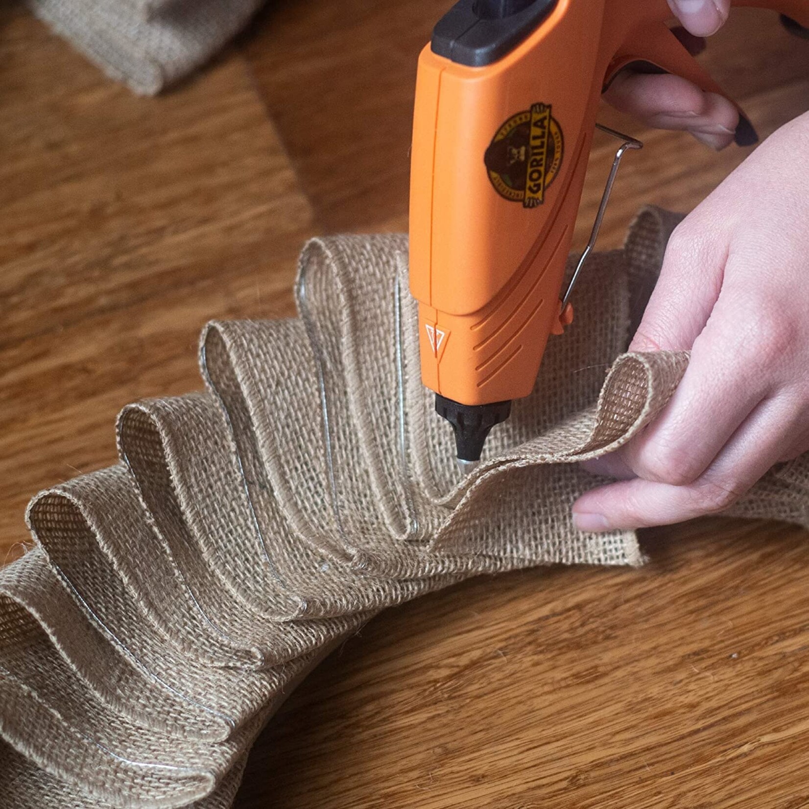 Gorilla Glue 100424 - Gorilla Hot Glue Gun - Large