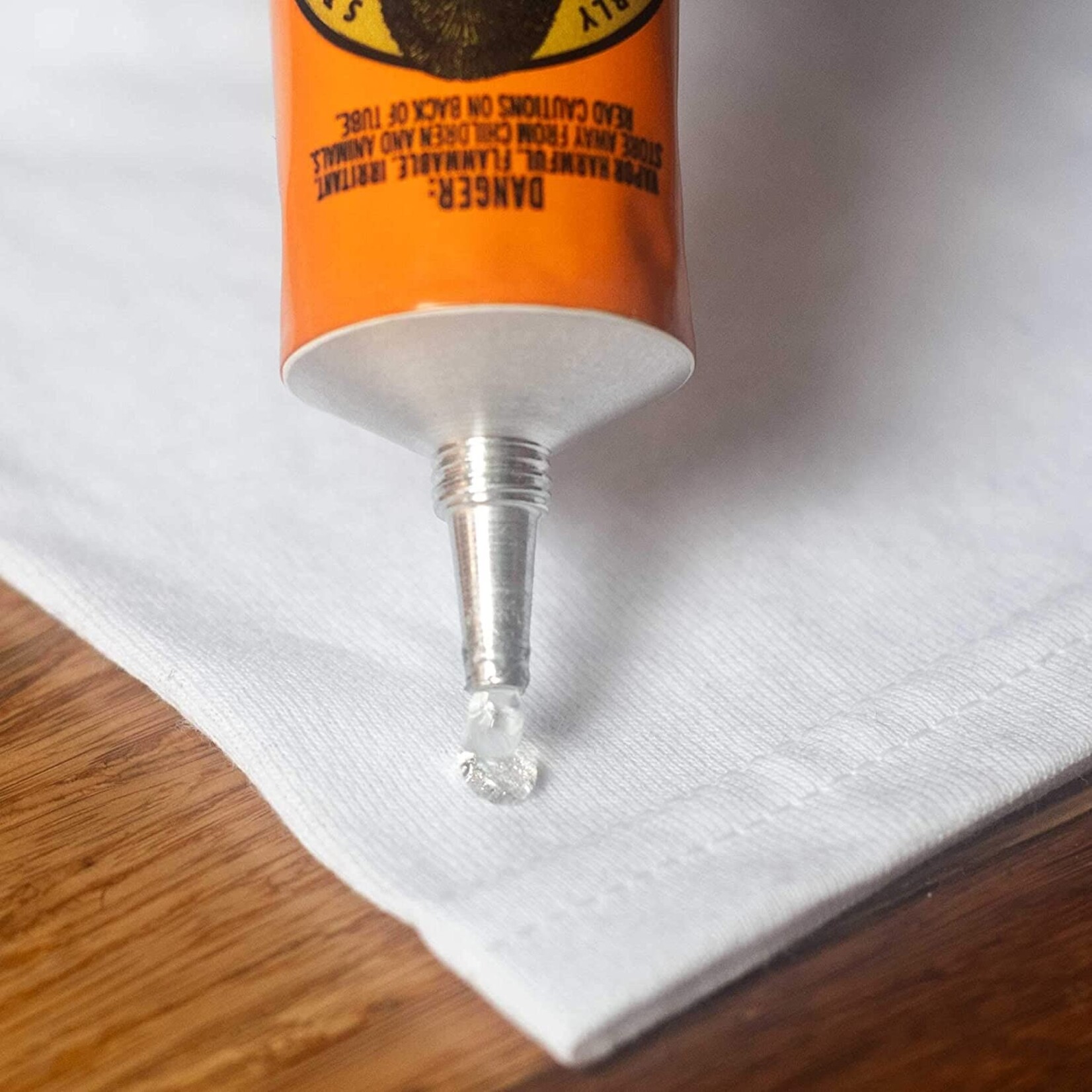 Gorilla Glue 8025507 - Gorilla Fabric Glue (2.5 oz)