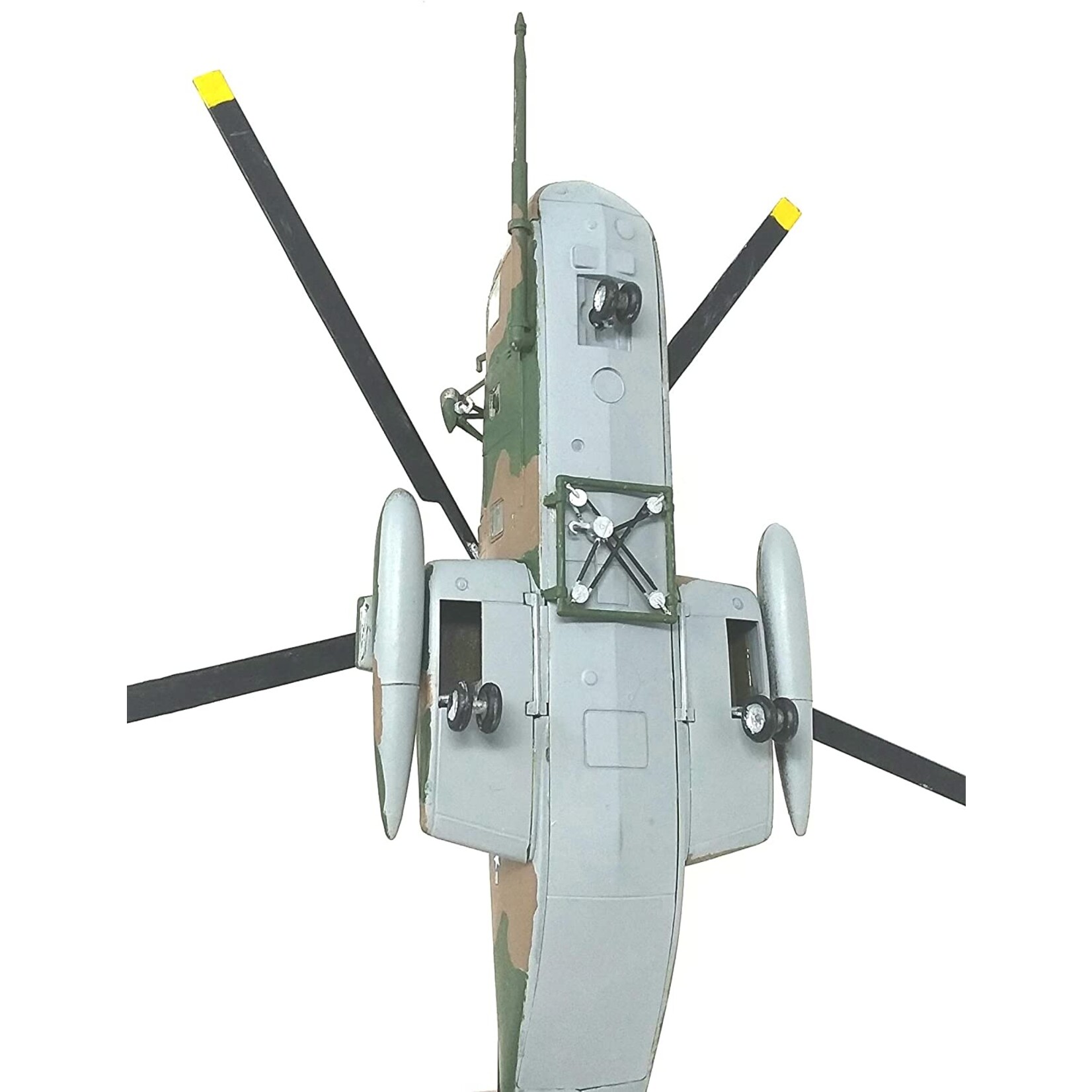 Atlantis 1/72 HH-3E Helicopter "Jolly Green Giant"