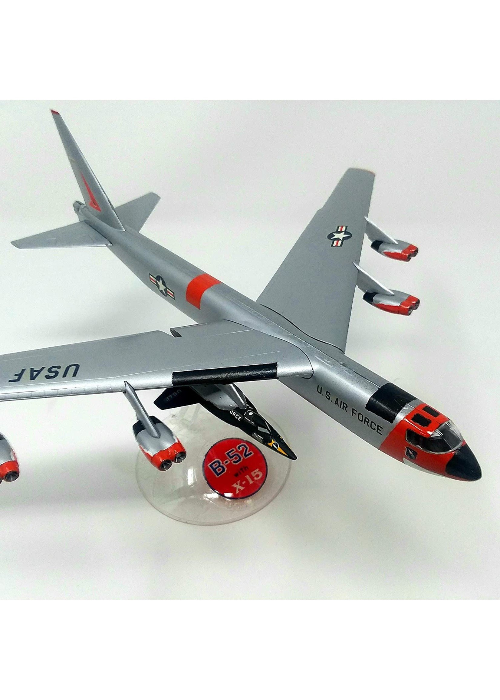 Atlantis 1/175 B52 Bomber & X15 Aircraft