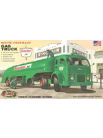 Atlantis 1/48 White-Fruehuf Gas Truck "Sinclair"