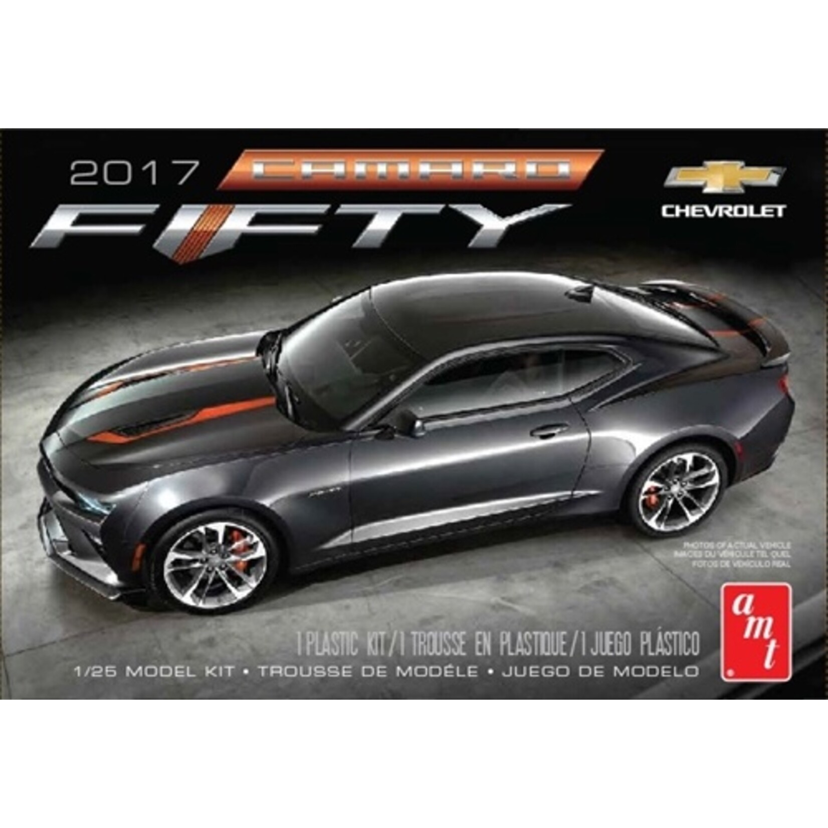 AMT 1035M - 1/25 2017 Chevy Camaro 50th Anniversary