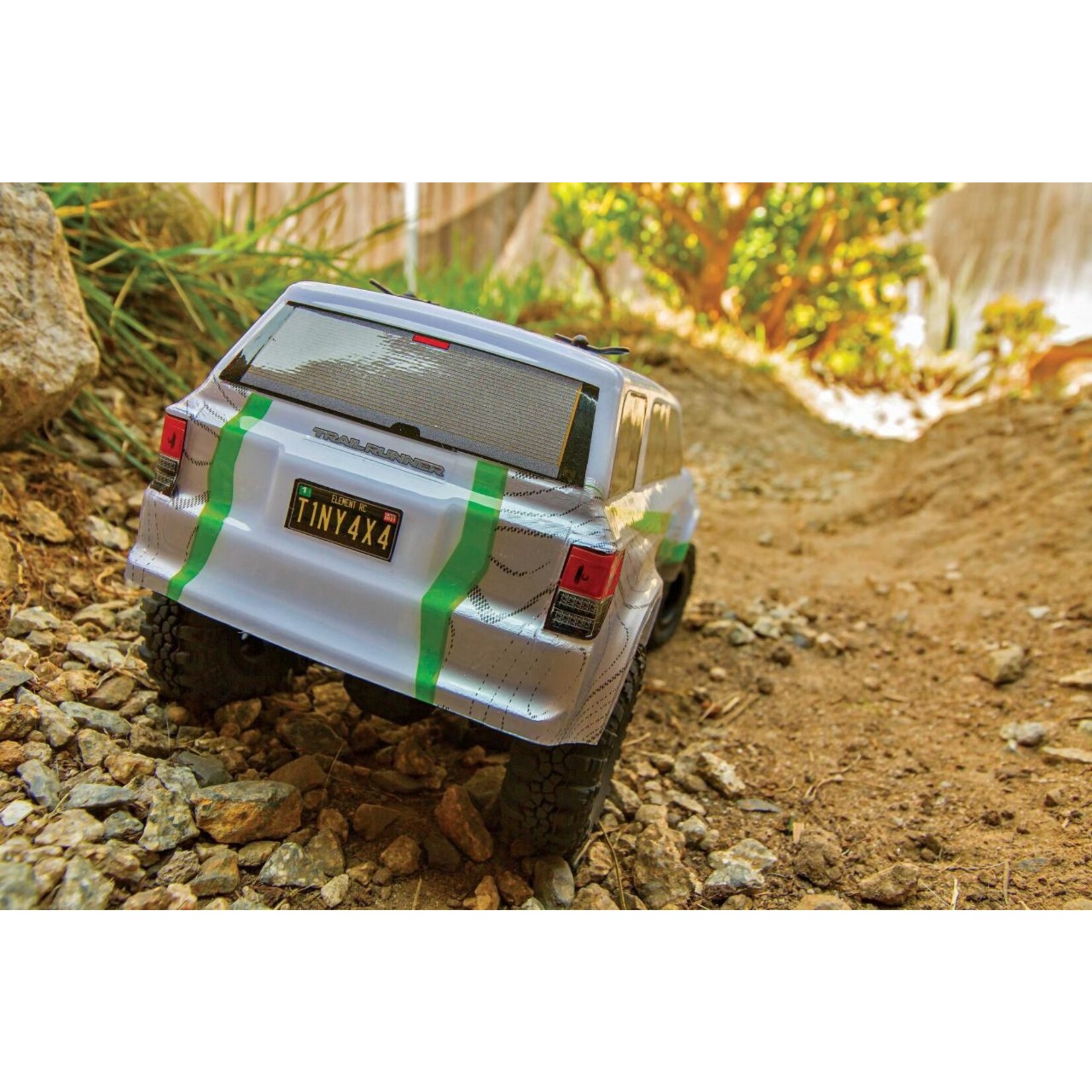 Associated 1/24 Enduro24 Trailrunner 4x4 RTR - Silver/Green