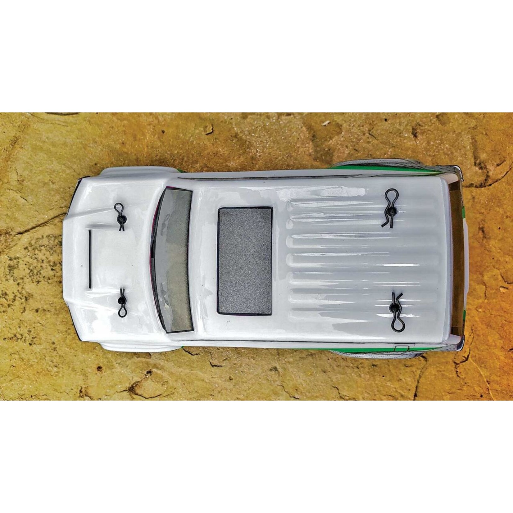 Associated 1/24 Enduro24 Trailrunner 4x4 RTR - Silver/Green