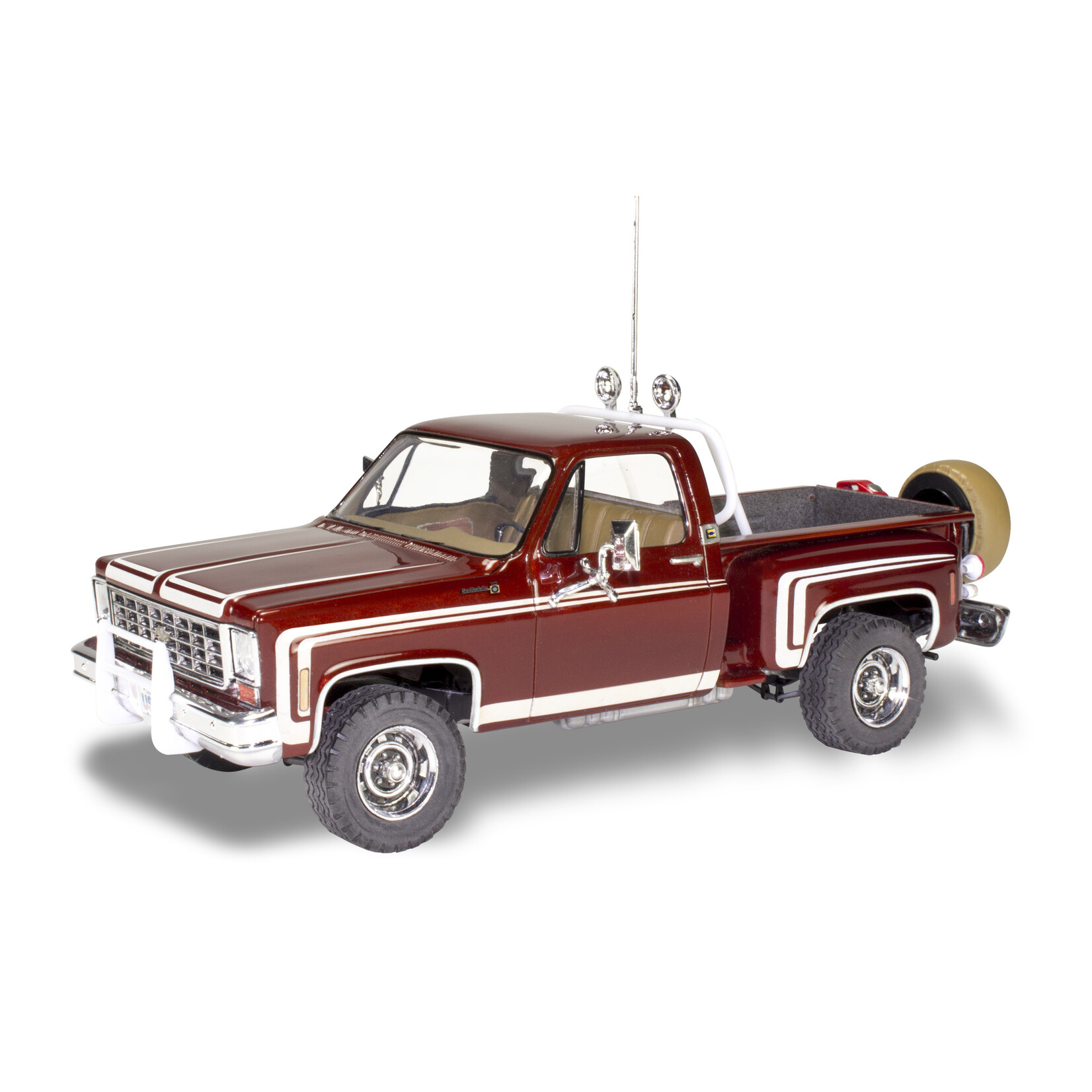 Revell 4486 - 1/24 1976 Chevy Sport Stepside Pickup 4x4