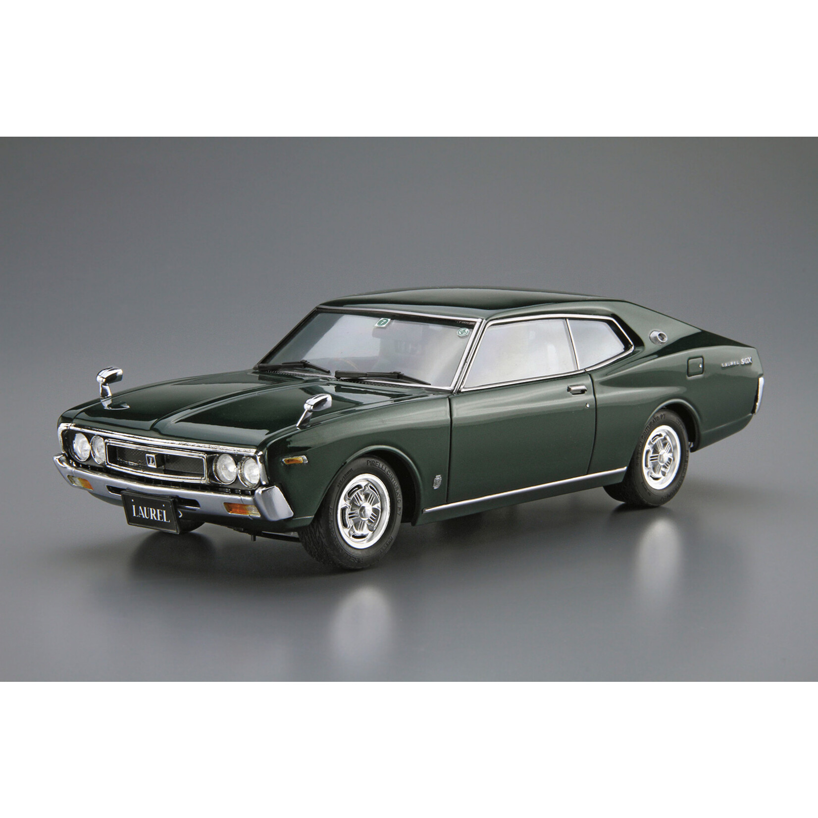 Aoshima 05950 - 1/24 '72 Nissan KHC130 Laurel HT 2000SGX