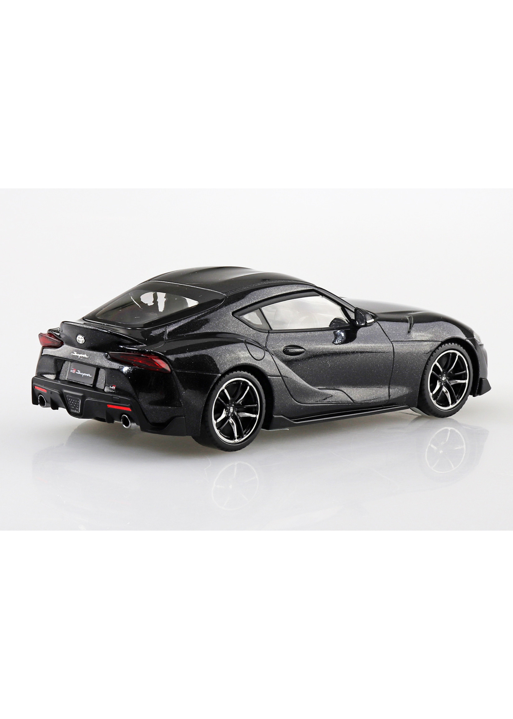 Aoshima 05887 - 1/32 Toyota GR Supra - Black Metallic