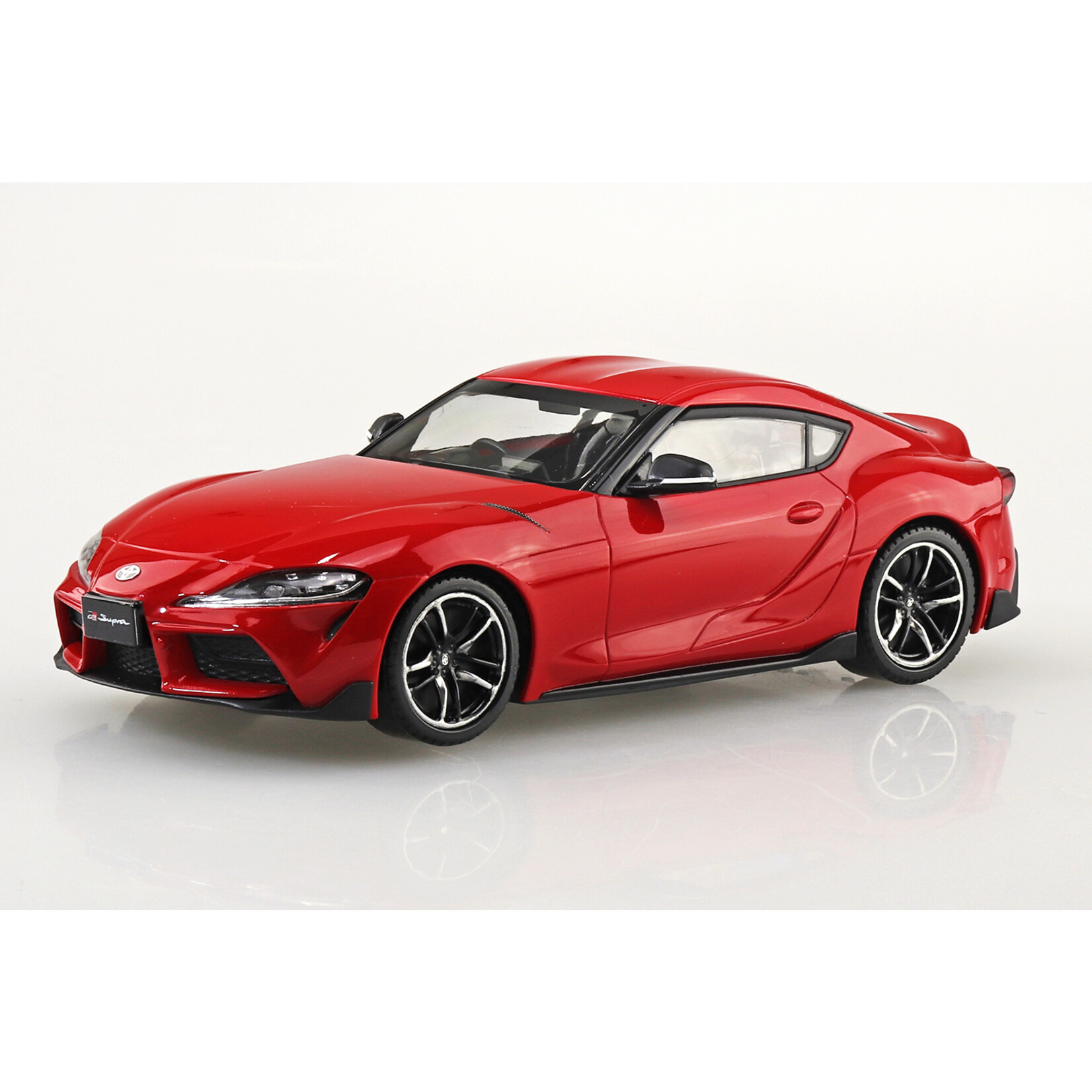 Aoshima 05885 - 1/32 Toyota GR Supra - Prominence Red
