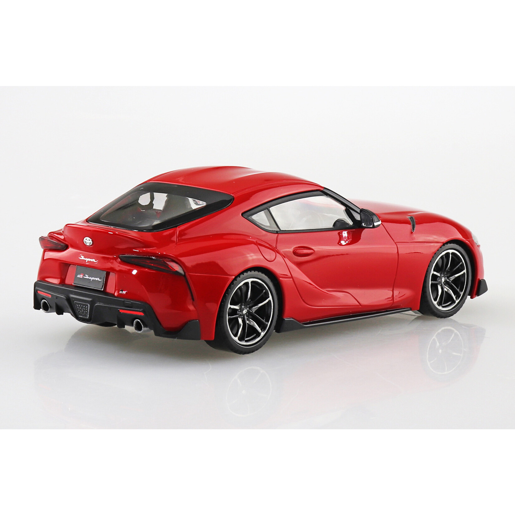 Aoshima 05885 - 1/32 Toyota GR Supra - Prominence Red
