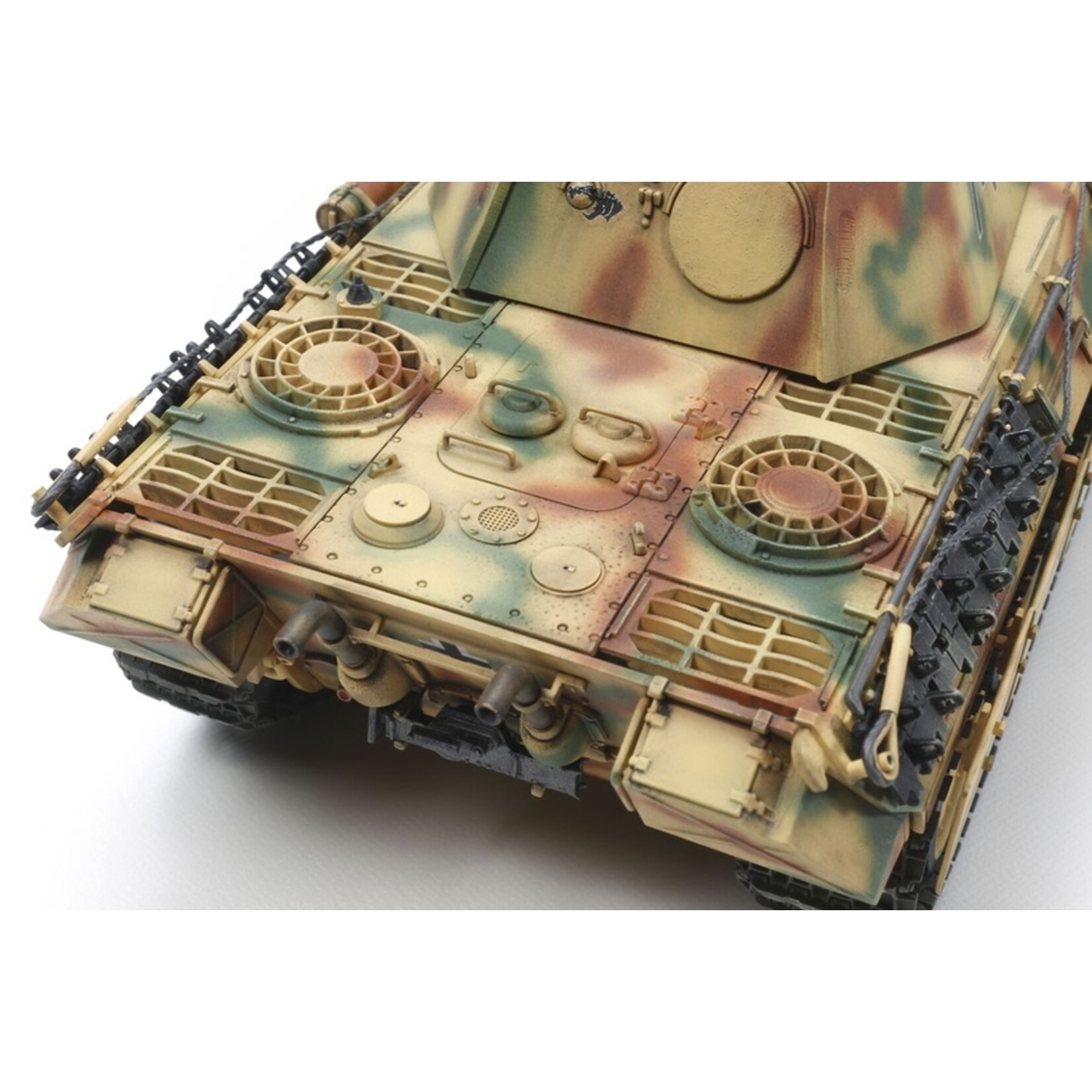 Tamiya 35345 - 1/35 German Panther AUSF.D Tank