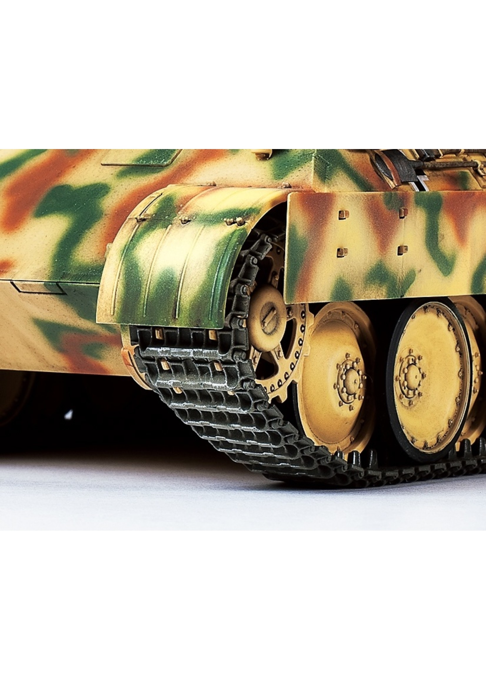 Tamiya 35345 - 1/35 German Panther AUSF.D Tank