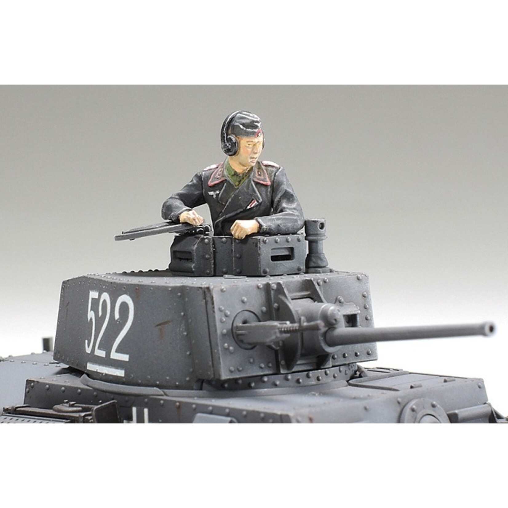 Tamiya 32583 - 1/48 German Panzer 38(t) Ausf. E/F