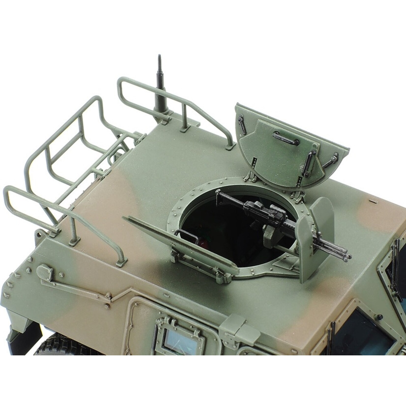 Tamiya 35368 - 1/35 JGSDF Light Armored Vehicle