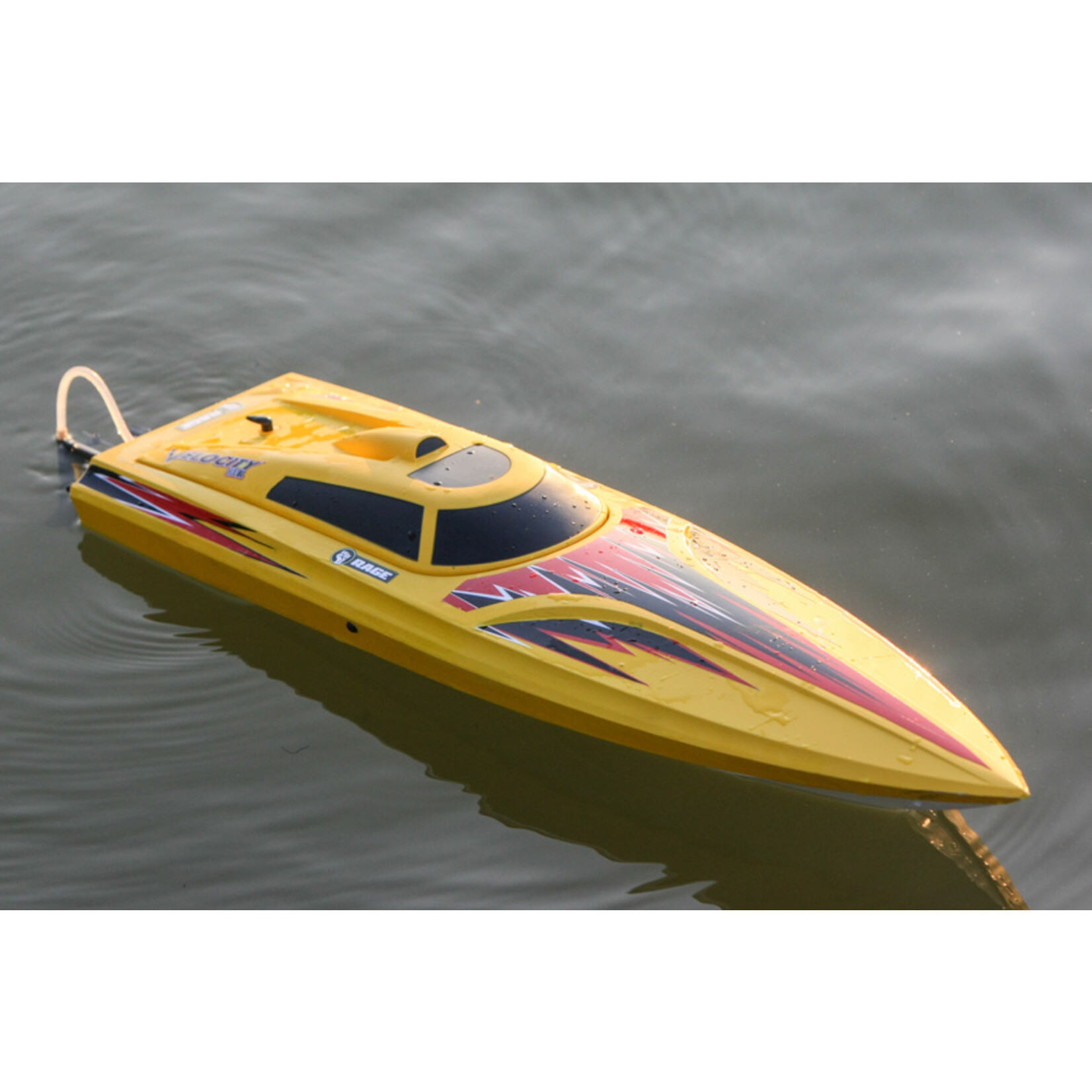 Rage RC Velocity 800 BL Brushless Deep Vee RTR Offshore Boat