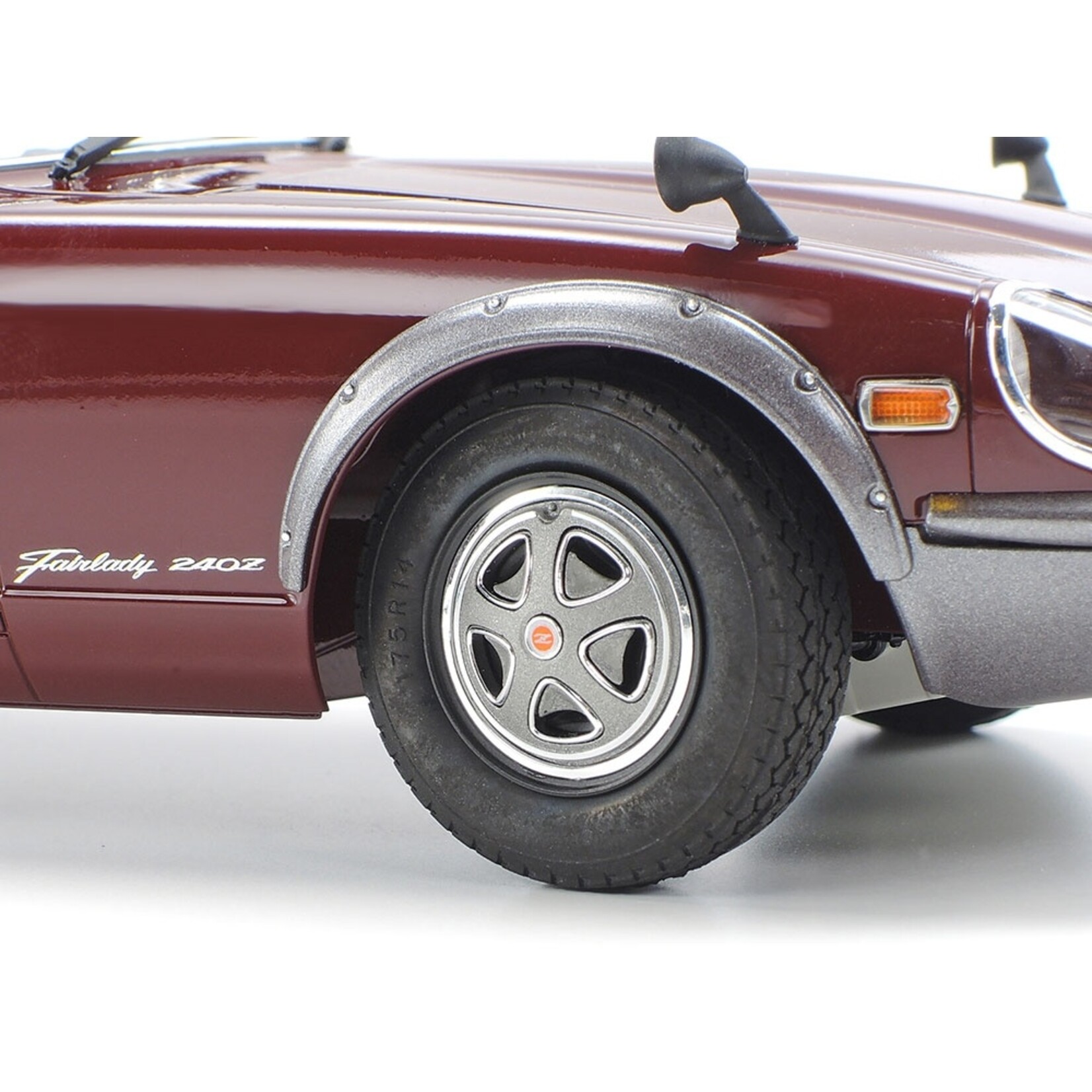 Tamiya 24360 - 1/24 Nissan Fairlady 240ZG Plastic Model Kit