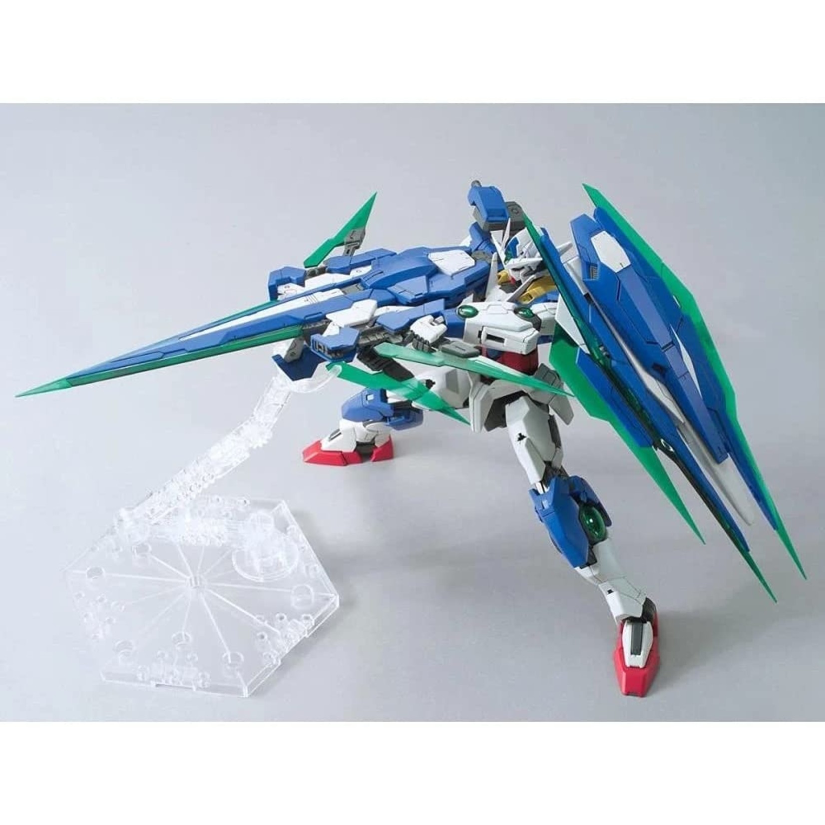 Bandai - MG 1/100 "Gundam 00V" 00 QAN[T] Full Saber
