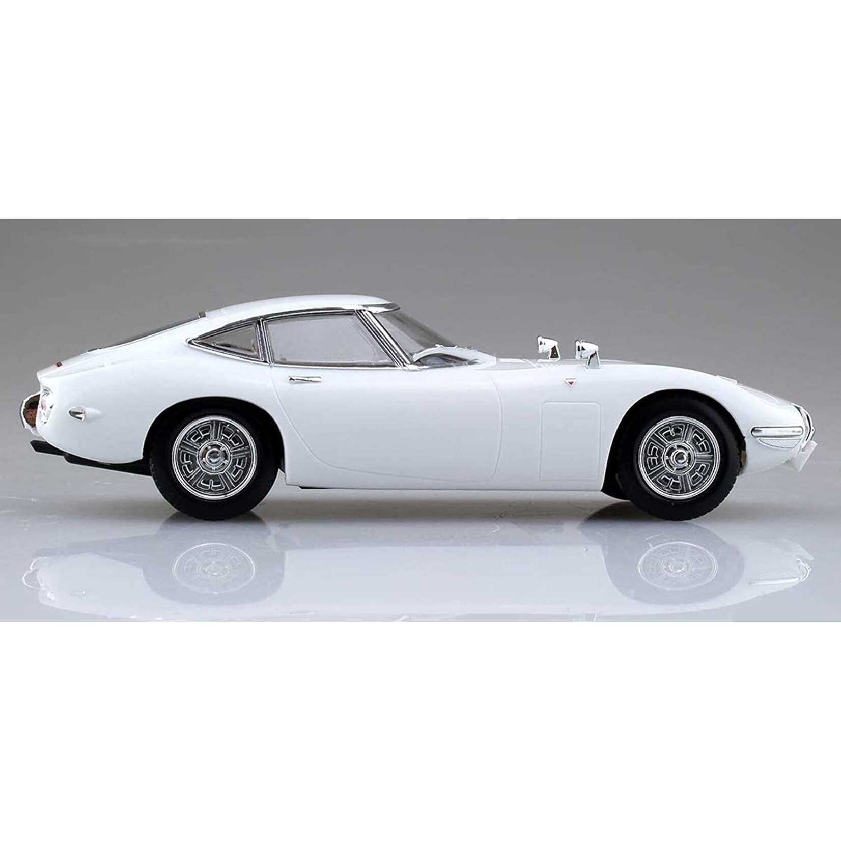 Aoshima 05627 - 1/32 Toyota 2000GT - Pegasus White