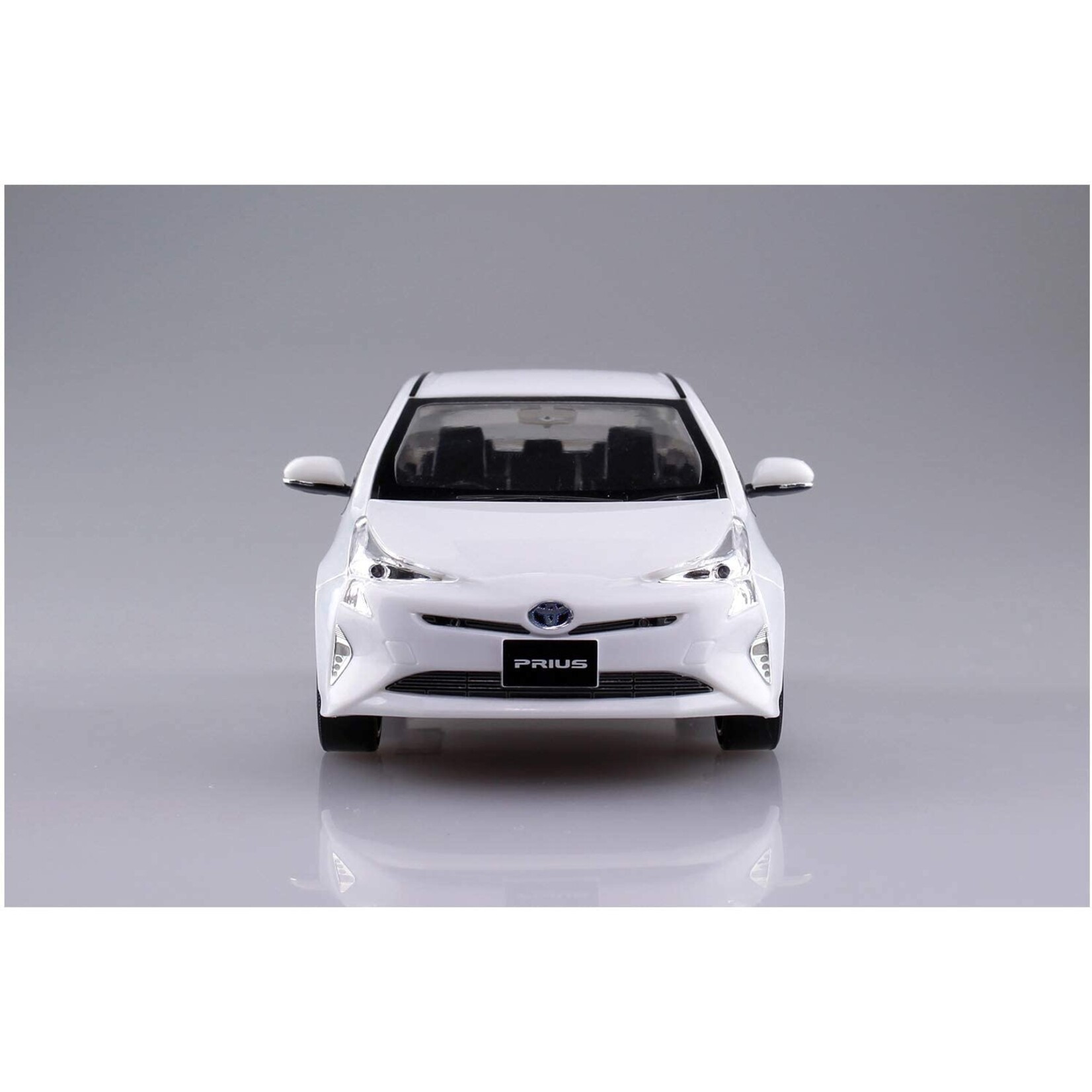 Aoshima 05416 - 1/32 Toyota Prius - Super White II