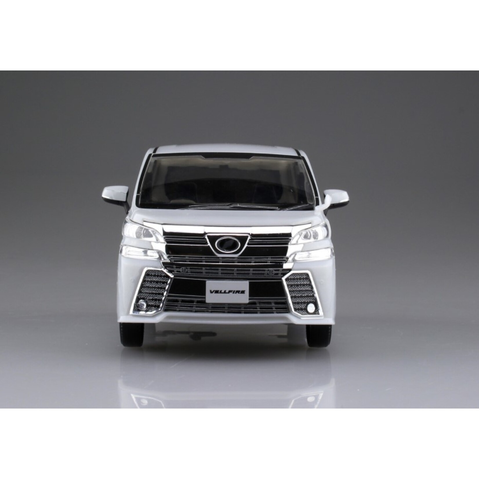 Aoshima 05630 - 1/32 Toyota Vellfire - White Pearl Crystal Shine