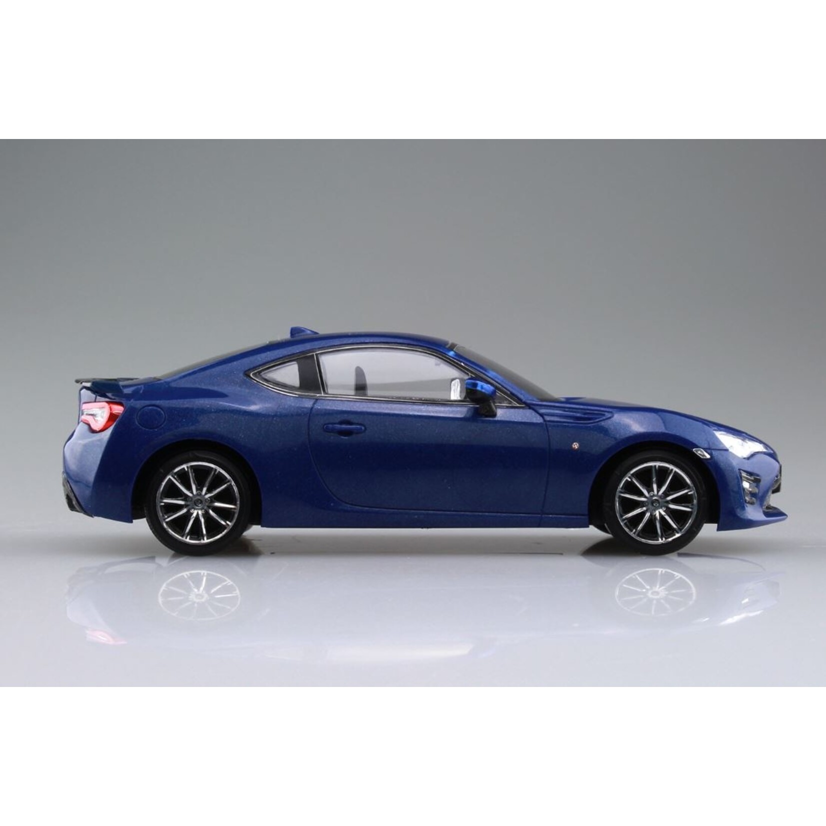 Aoshima 05598 - 1/32 Toyota 86 - Azurite Blue