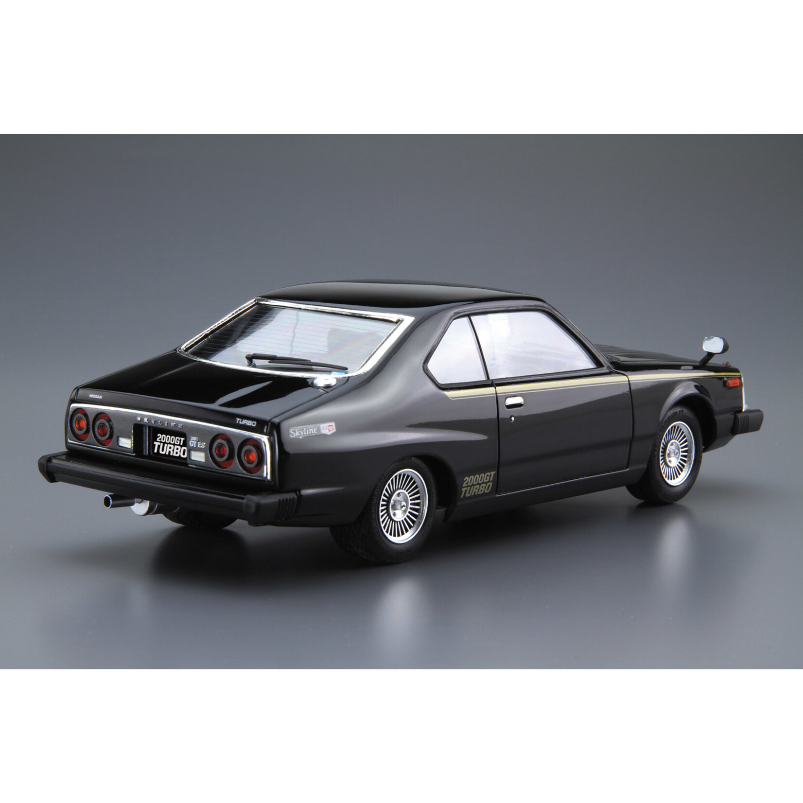 Aoshima 06108 - 1/24 Nissan KHGC211 Skyline HT2000Turbo GT-E S '81