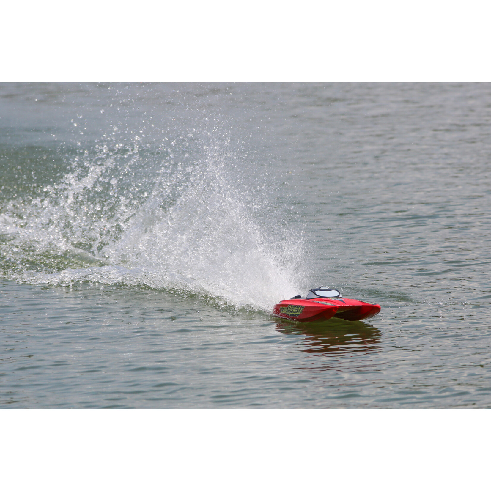 Rage RC RGRB1207 - SuperCat 700BL Brushless RTR Catamaran Boat