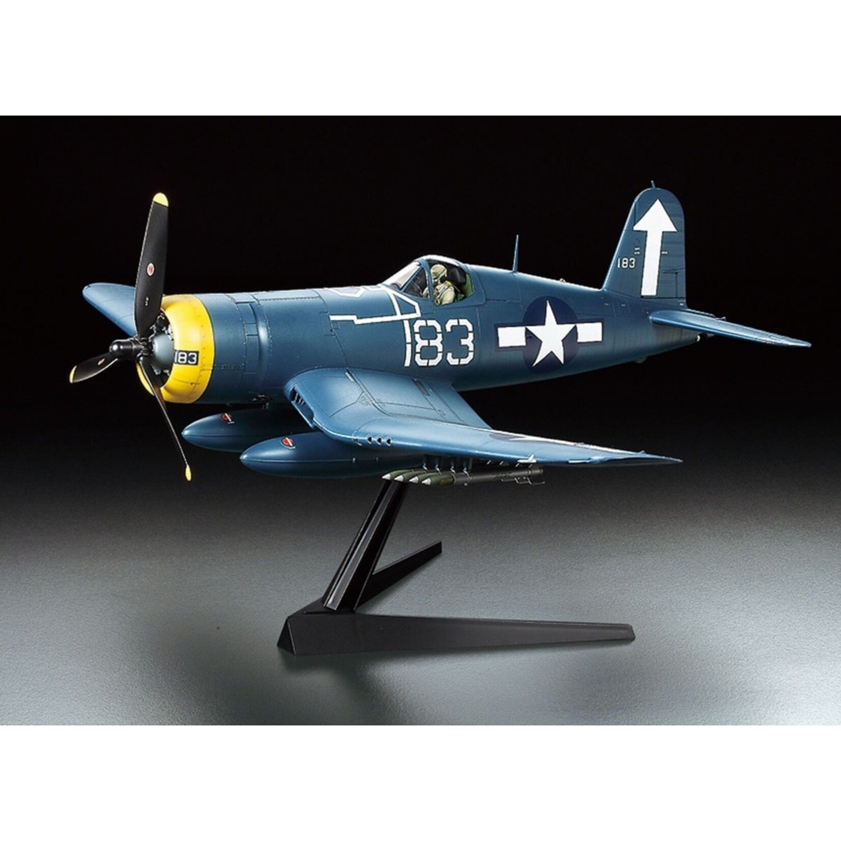 Tamiya 60327 - 1/32 Vought F4U-1D Corsair
