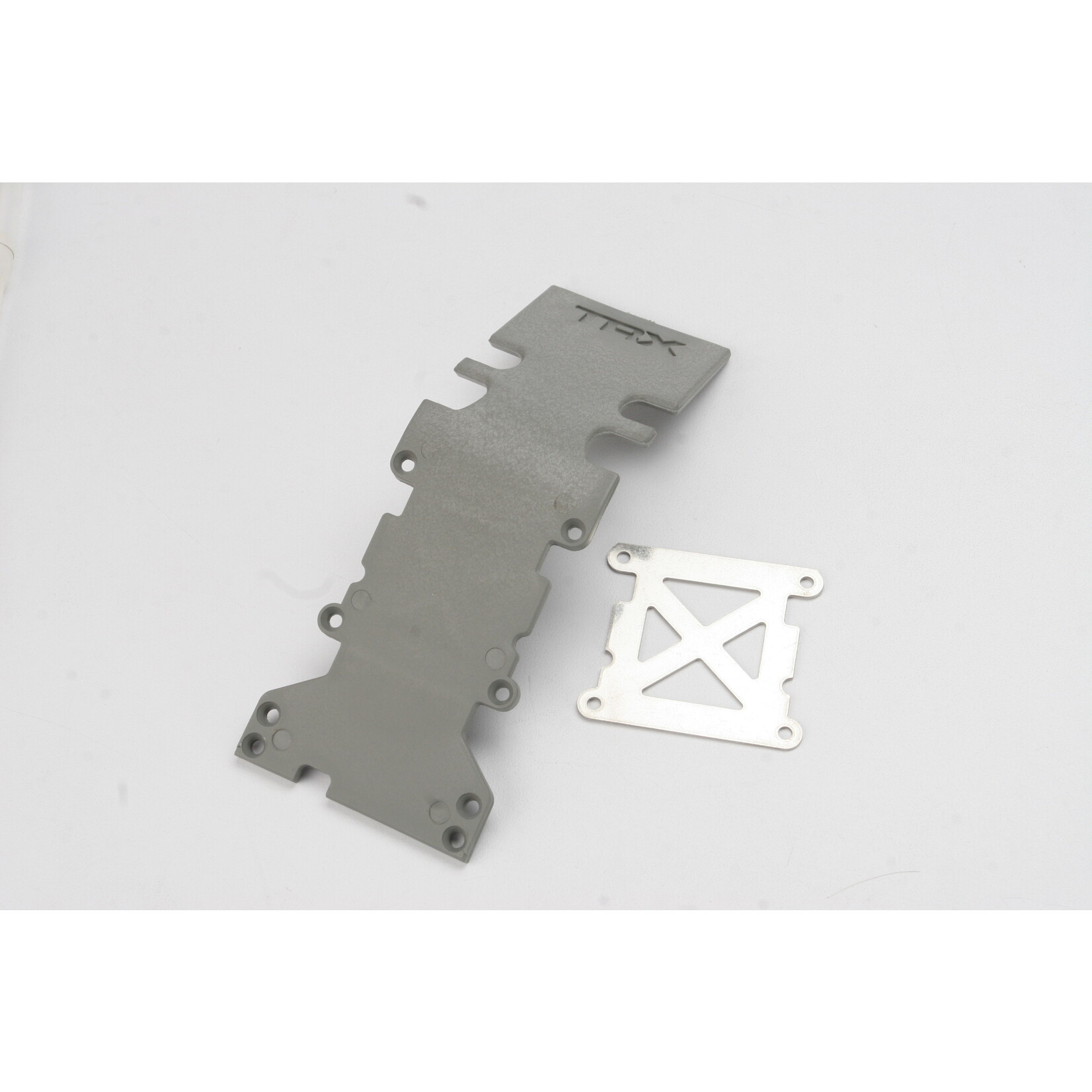 Traxxas 4938A - Rear Skid Plate - Gray/Stainless Steel