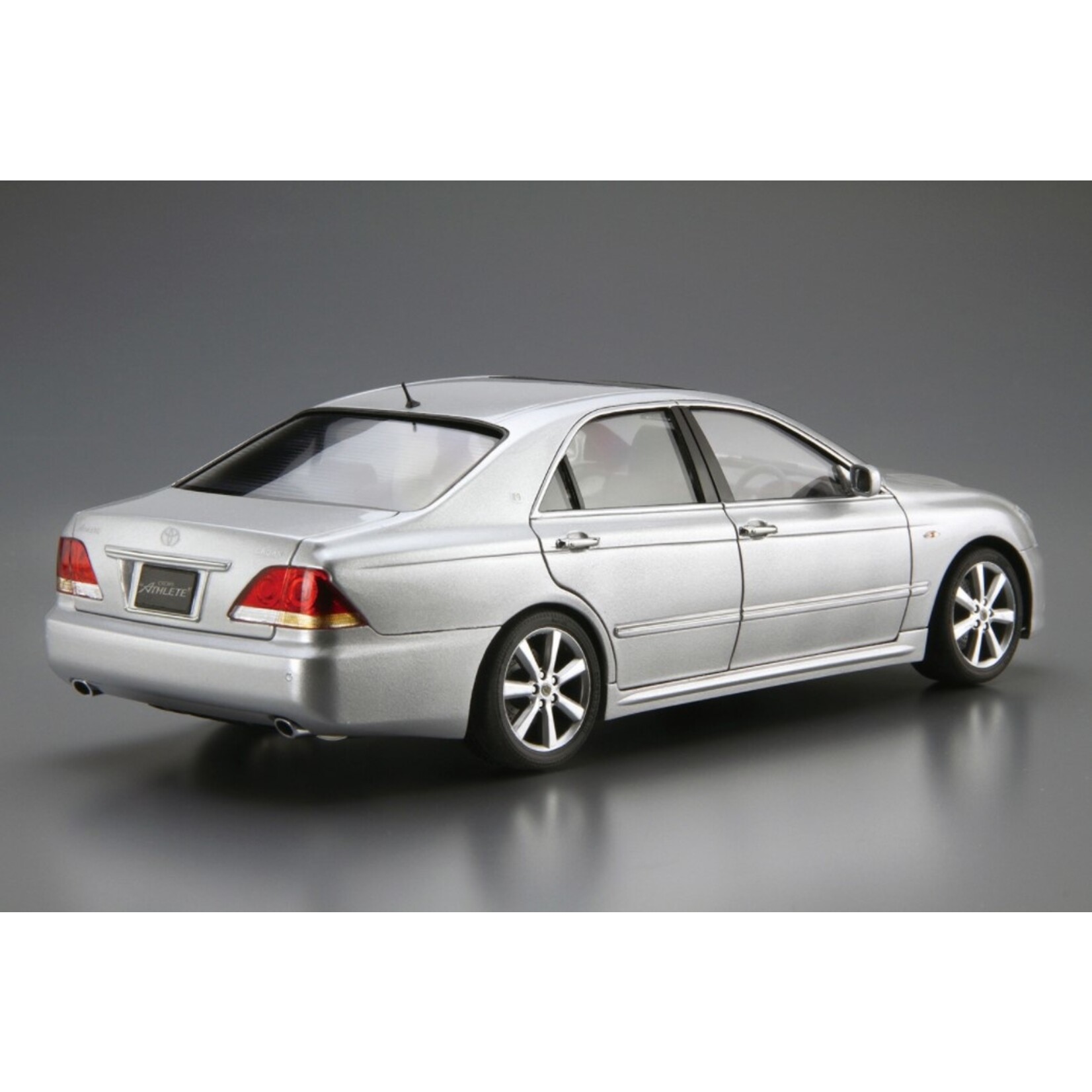 Aoshima 57933 - 1/24 2003 Toyota GRS182 Crown Lexus